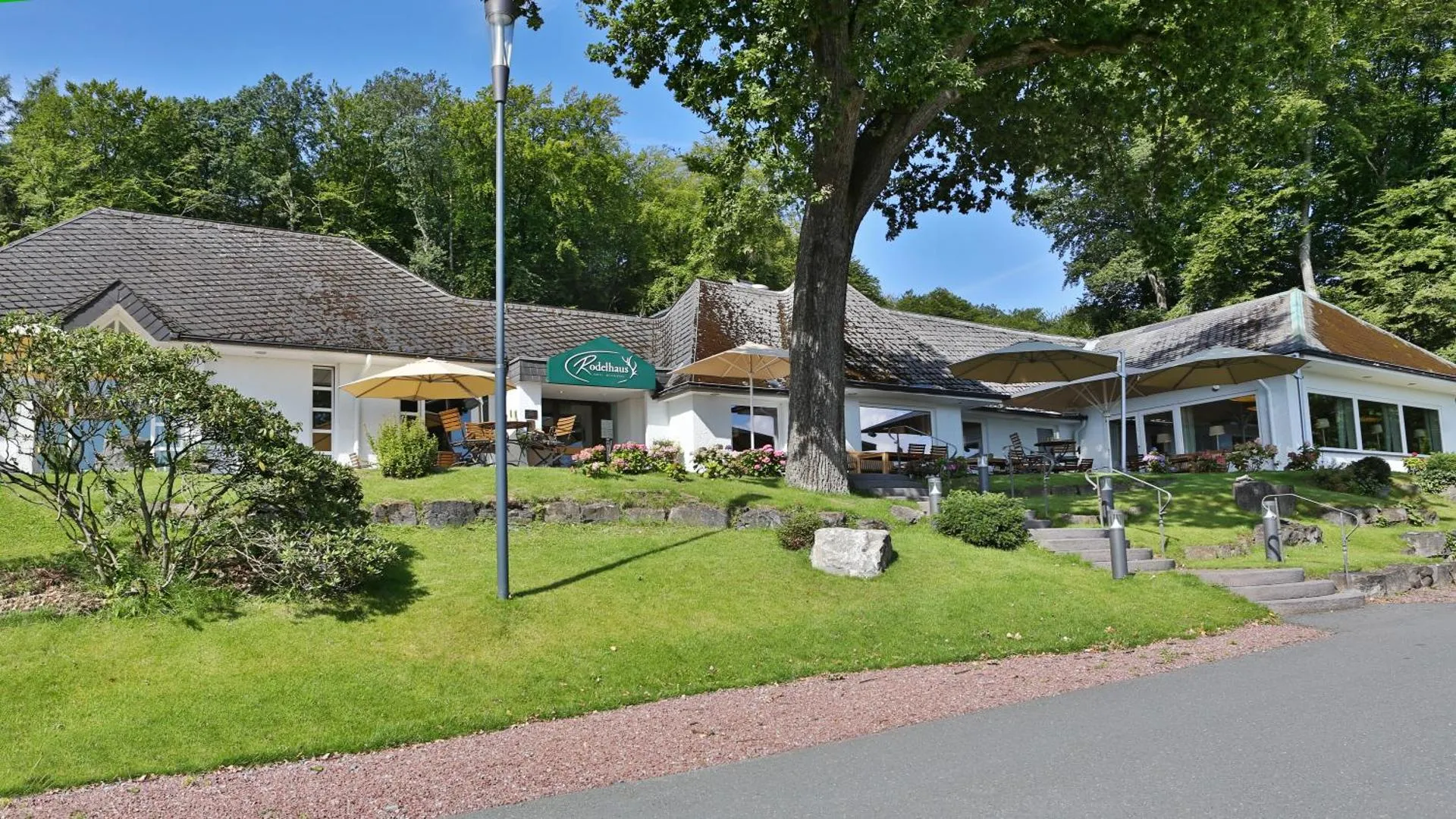 Dog Friendly Hotel $Arnsberg - $Rodelhaus