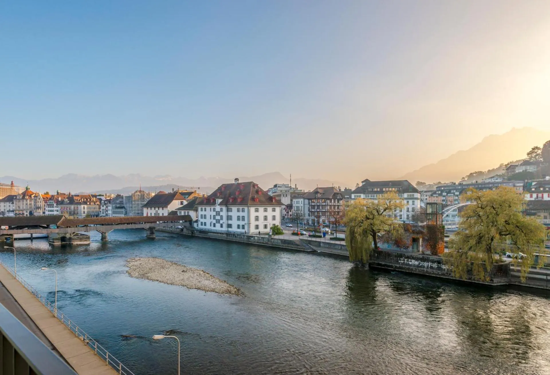 The Tourist City & River Hotel Luzern