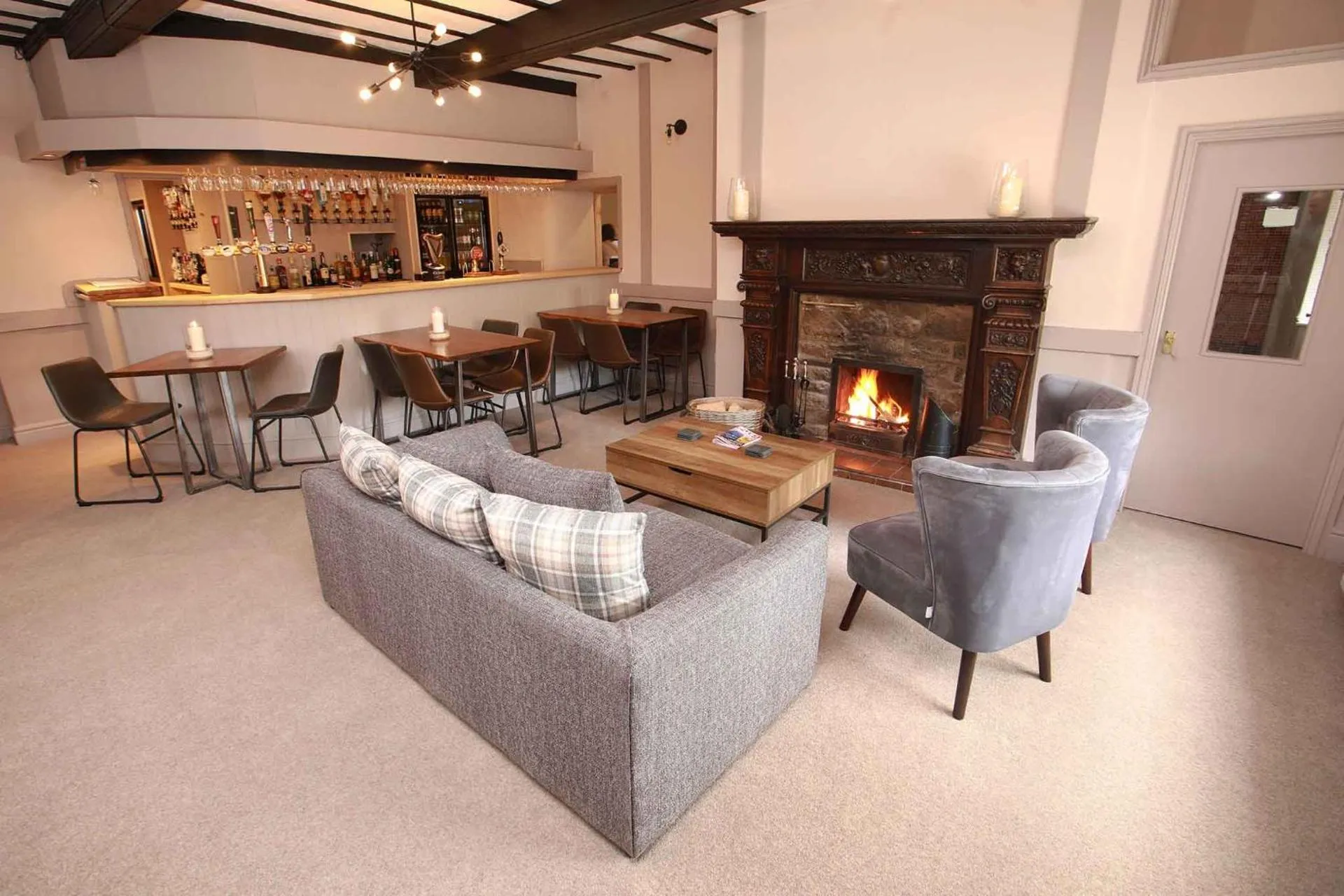 Dog Friendly Hotel $Glyn-Ceiriog - $Glyn Valley Hotel