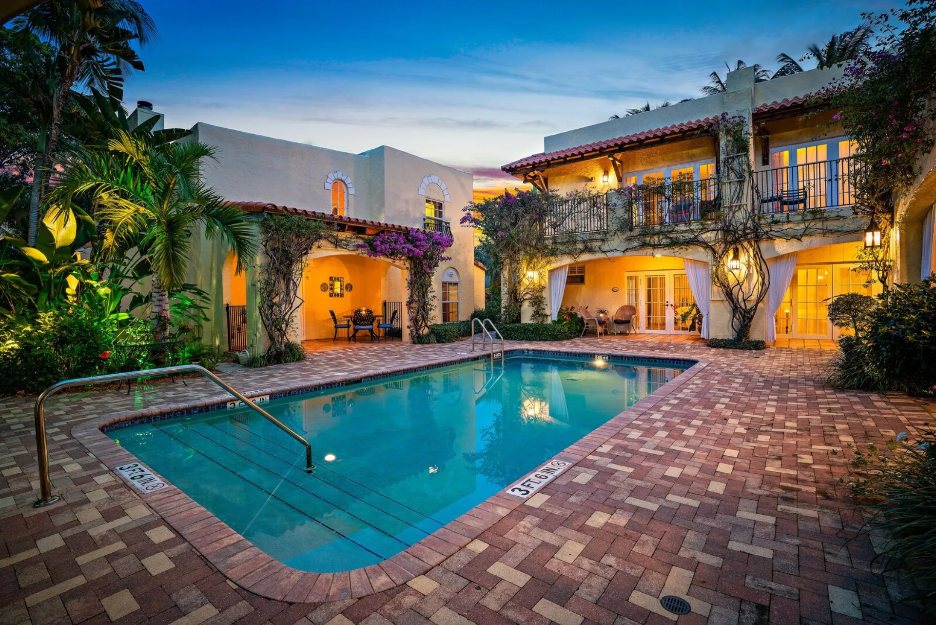 Grandview Gardens, a dog friendly hotel in West Palm Beach