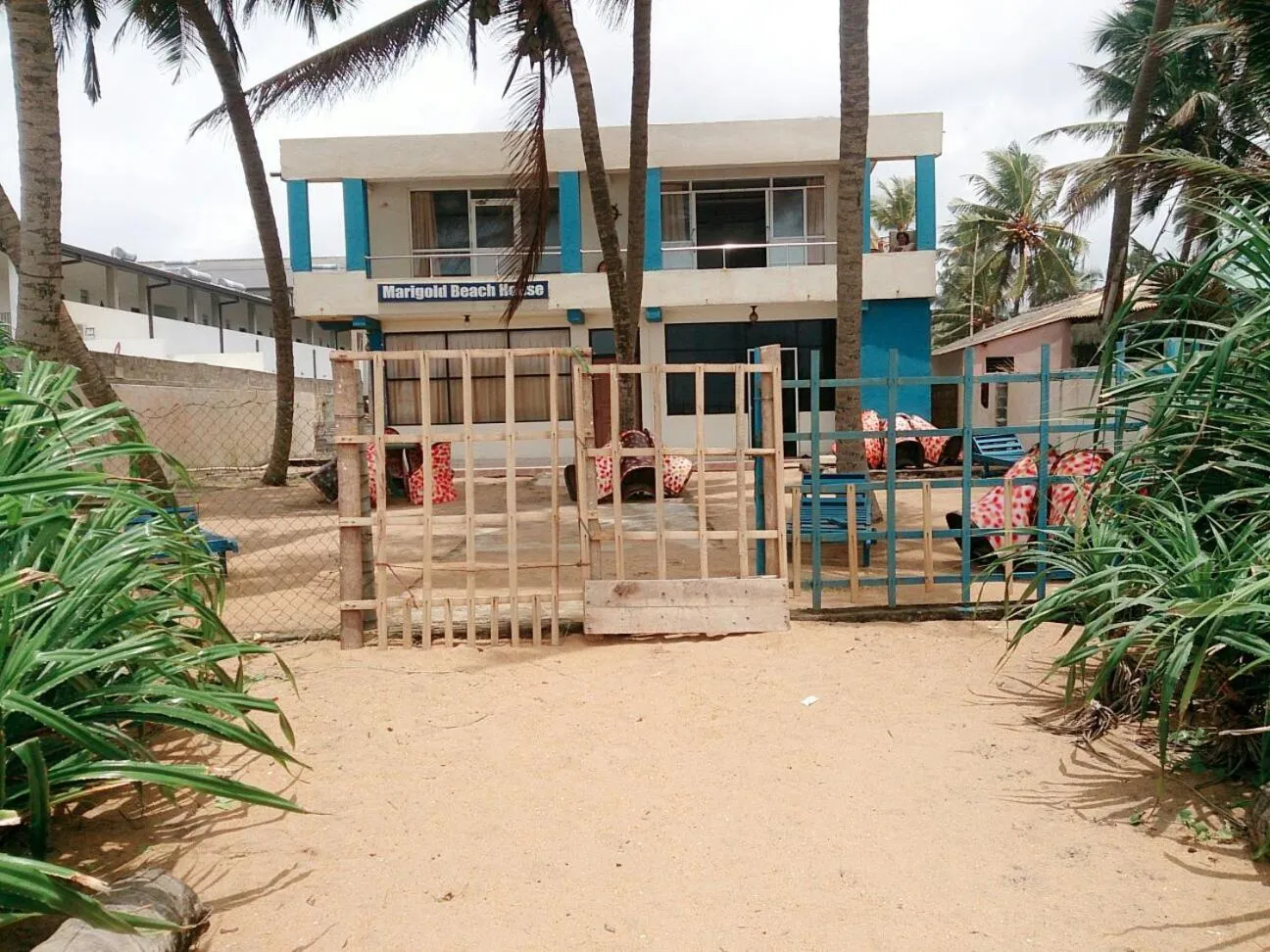 Dog Friendly Hotel $Waskaduwa - $Marigold Beach House