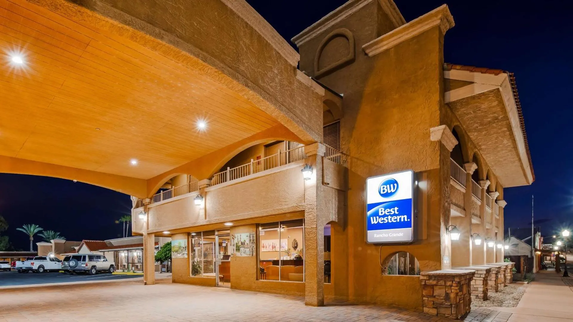 Dog Friendly Hotel $Wickenburg - $Best Western Rancho Grande
