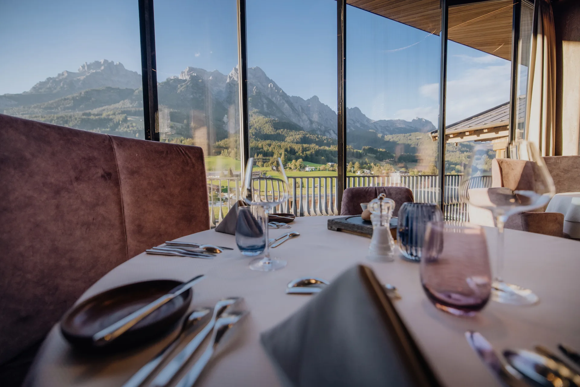 Hotel Riederalm interior