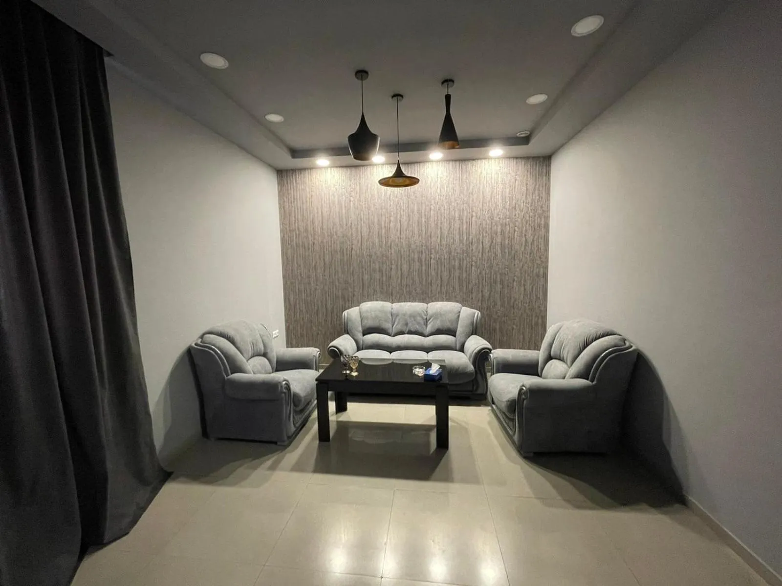 Lux Plaza Touristic hotel near EVN airport