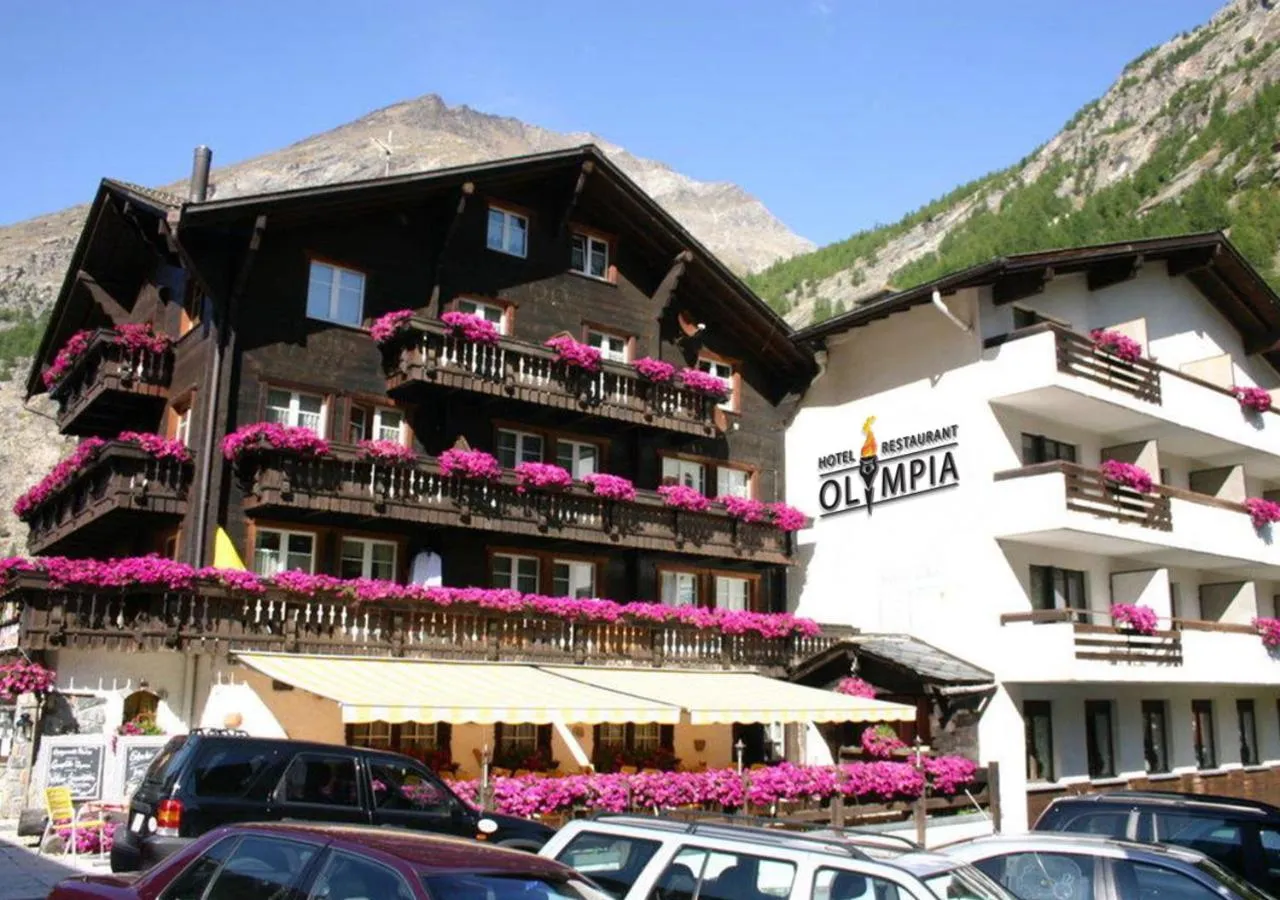 Dog Friendly Hotel $Saas-Almagell - $Hotel Olympia
