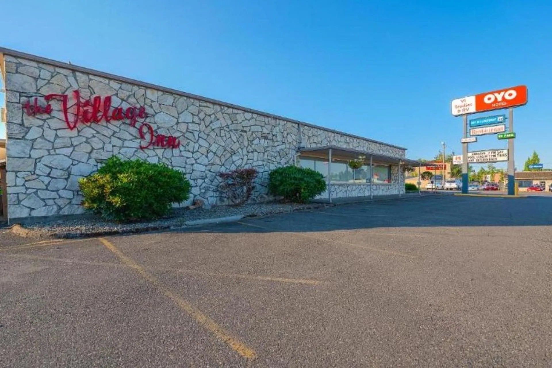 Dog Friendly Hotel $Saint Helens - $OYO Hotel St Helens OR