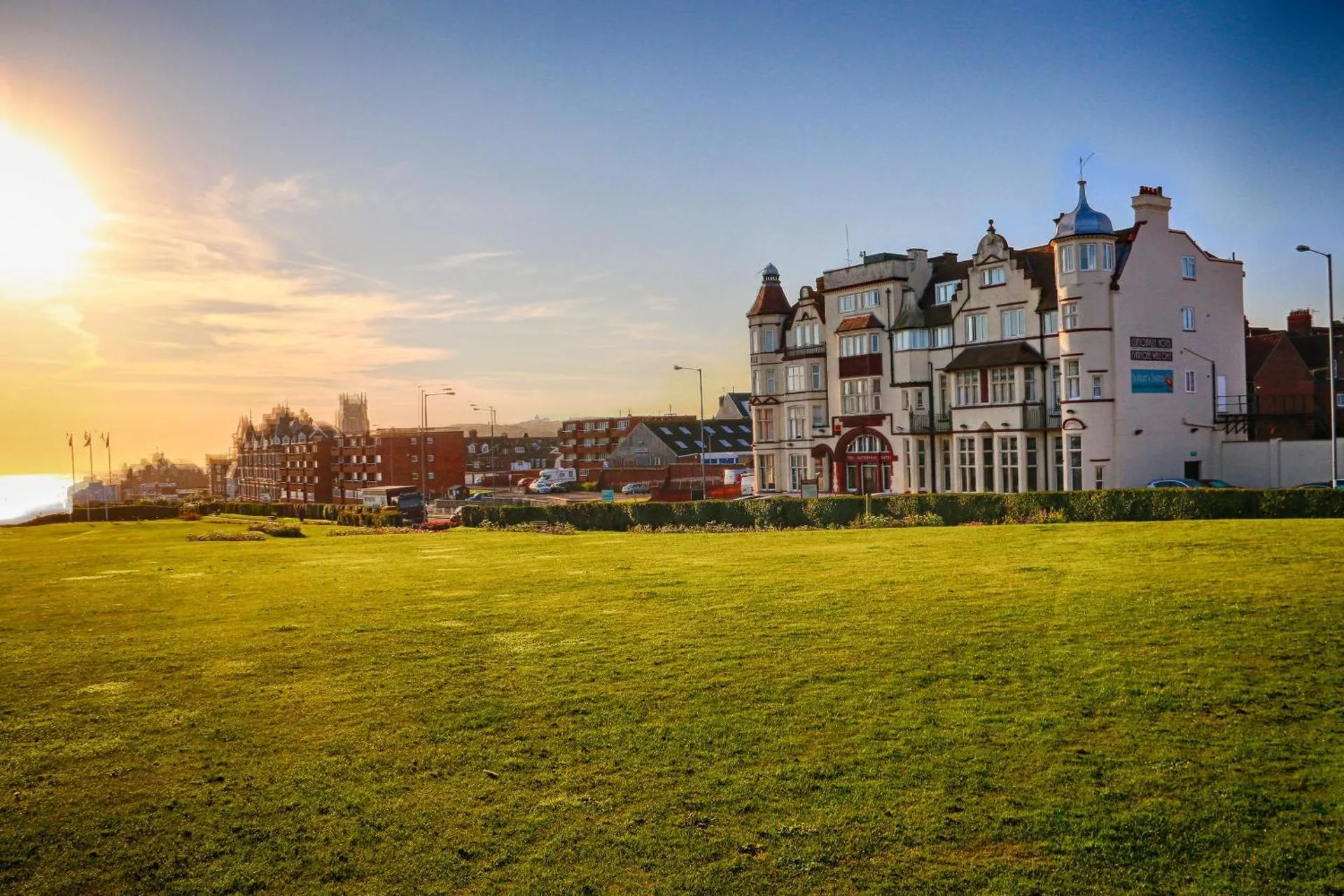 Dog Friendly Hotel $Cromer - $Cliftonville Hotel