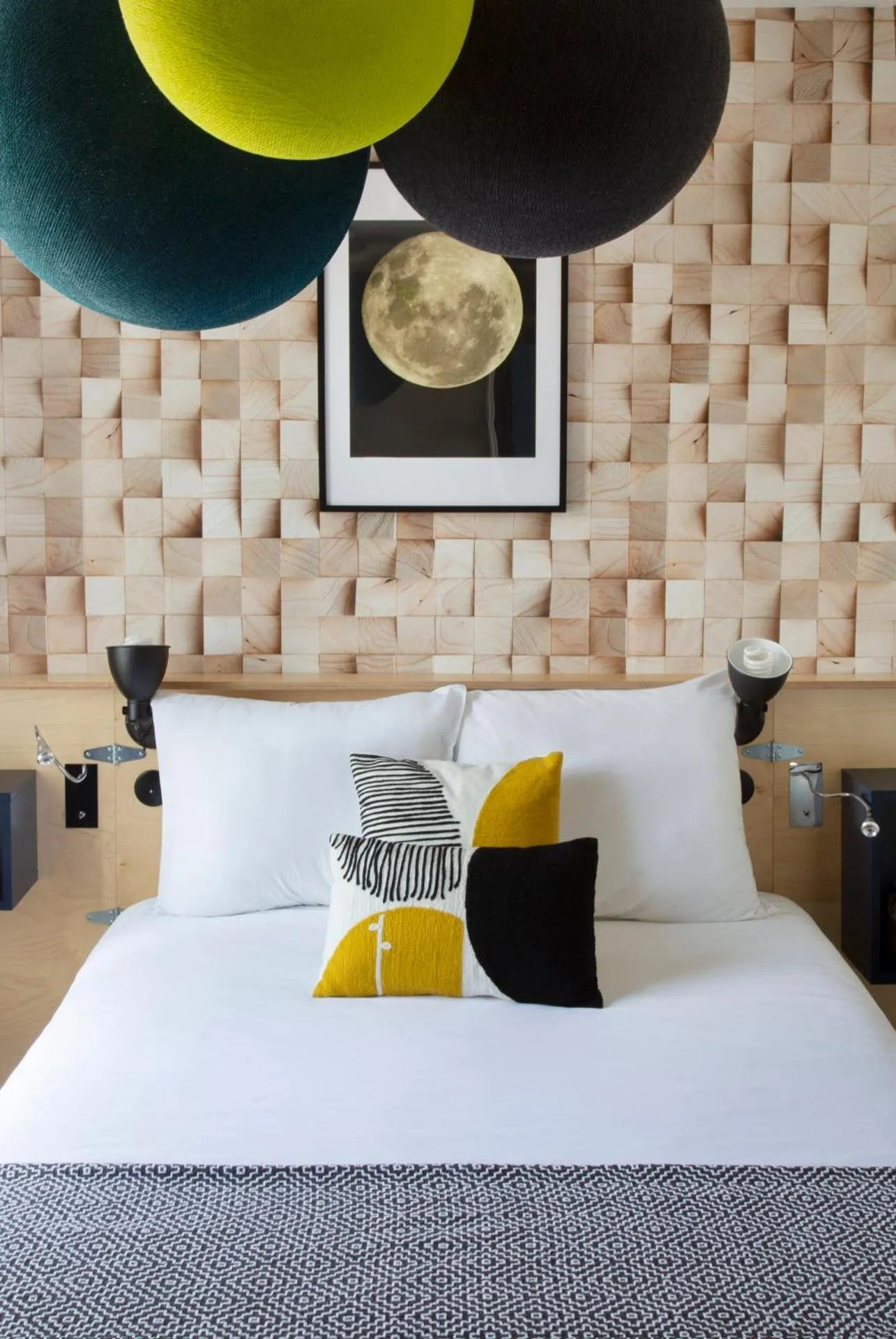 Dog Friendly Hotel $Issy-les-Moulineaux - $Hotel Bootcamp by HappyCulture
