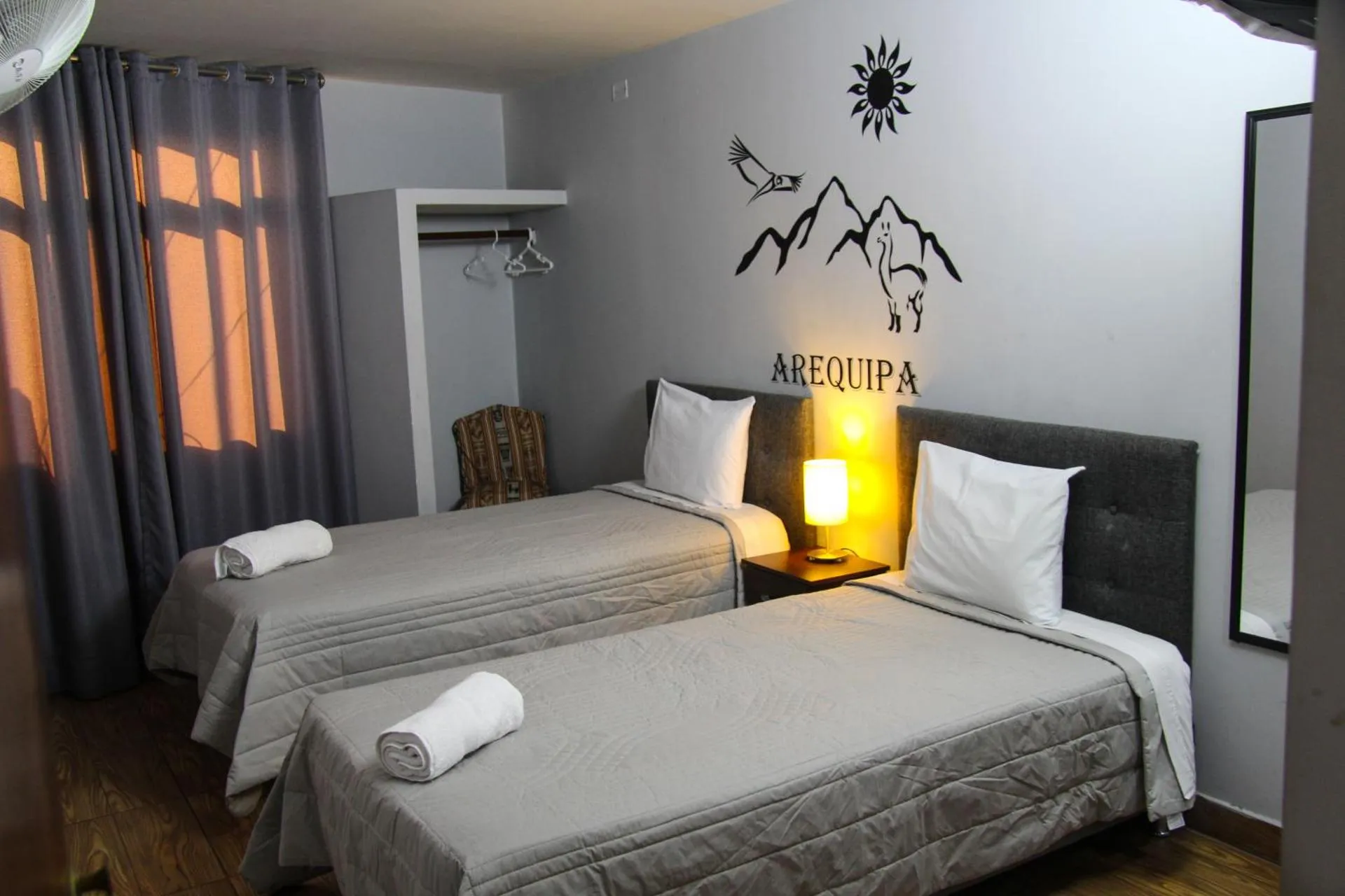 Lima Airport Tampu B&B