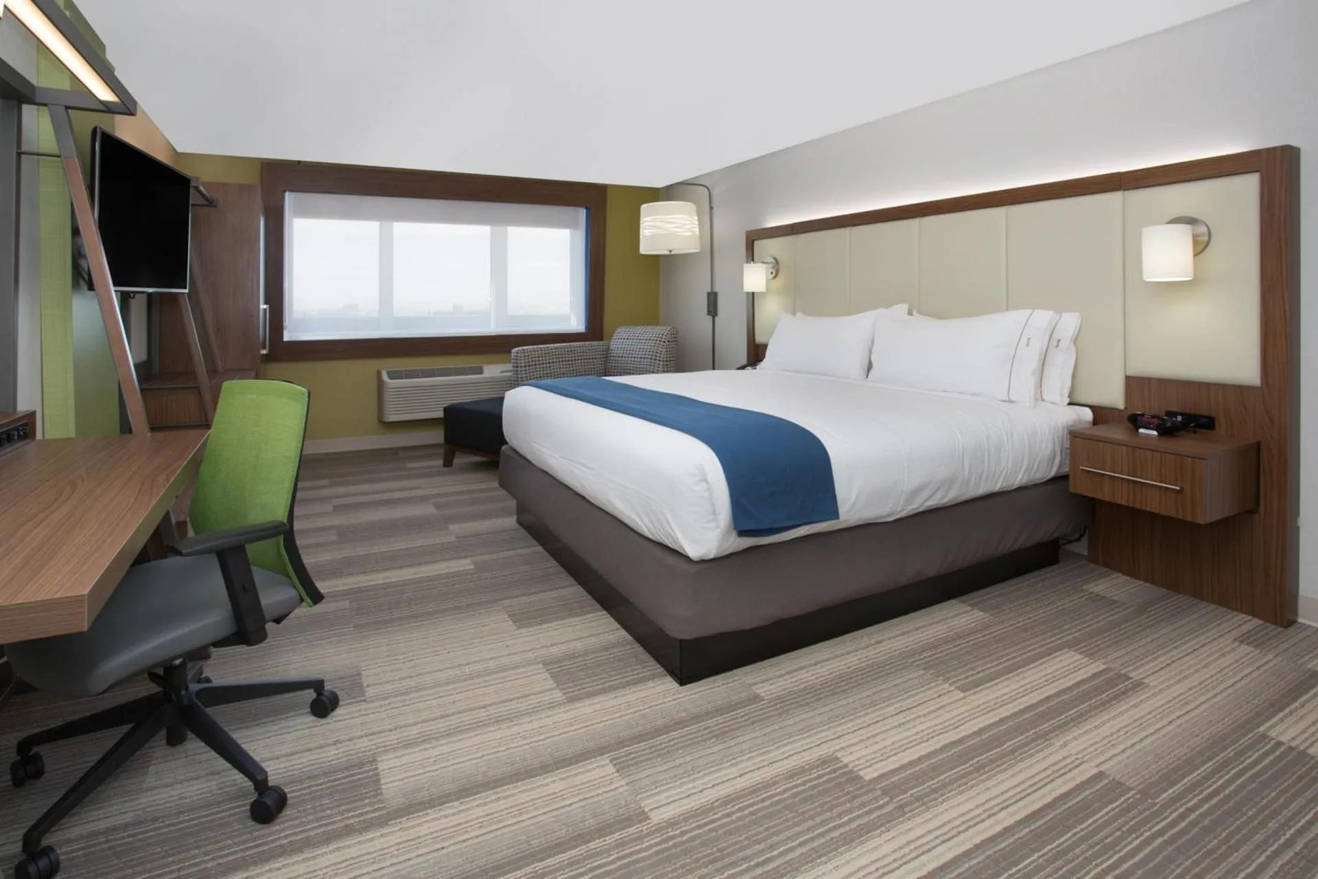 Holiday Inn Express & Suites - Van Horn, an IHG Hotel