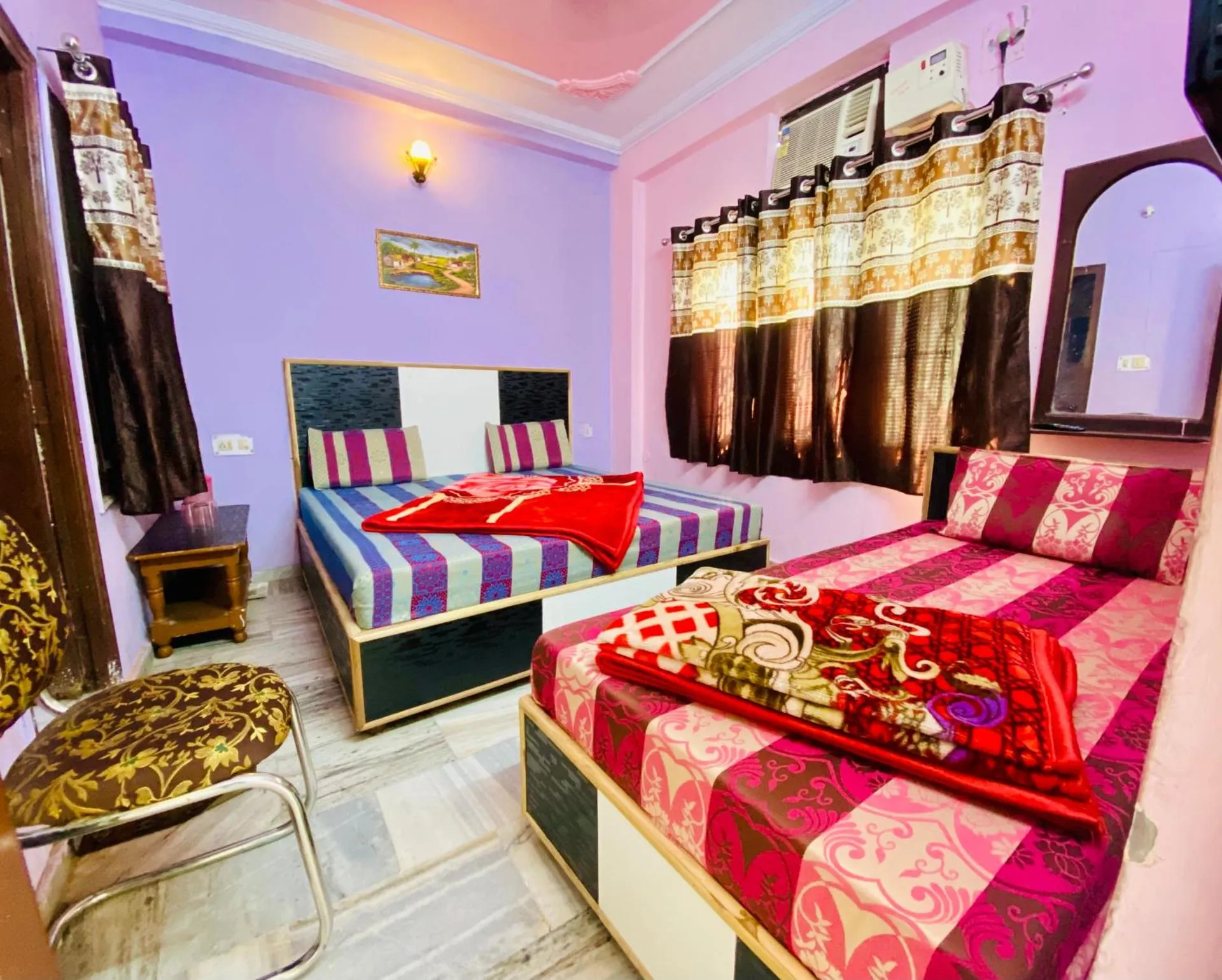 Hari Ganga Hotel -Near by Railway Station