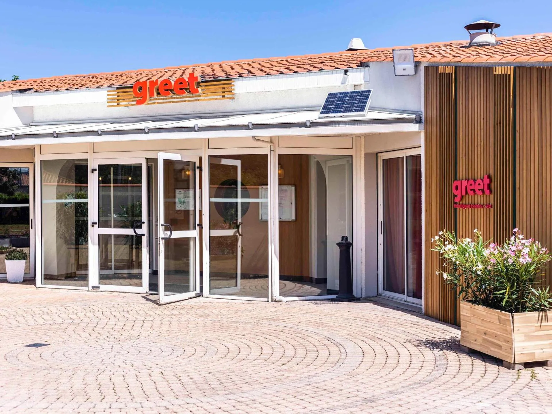 Greet Hôtel Castres Saix