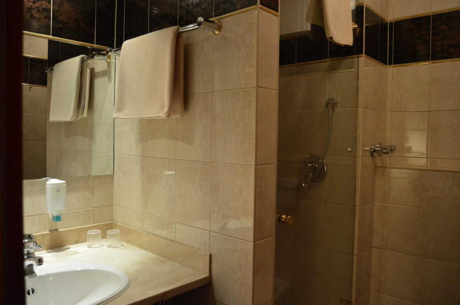 Dog Friendly Hotel $Jessen - $Hotel Stadt Jessen