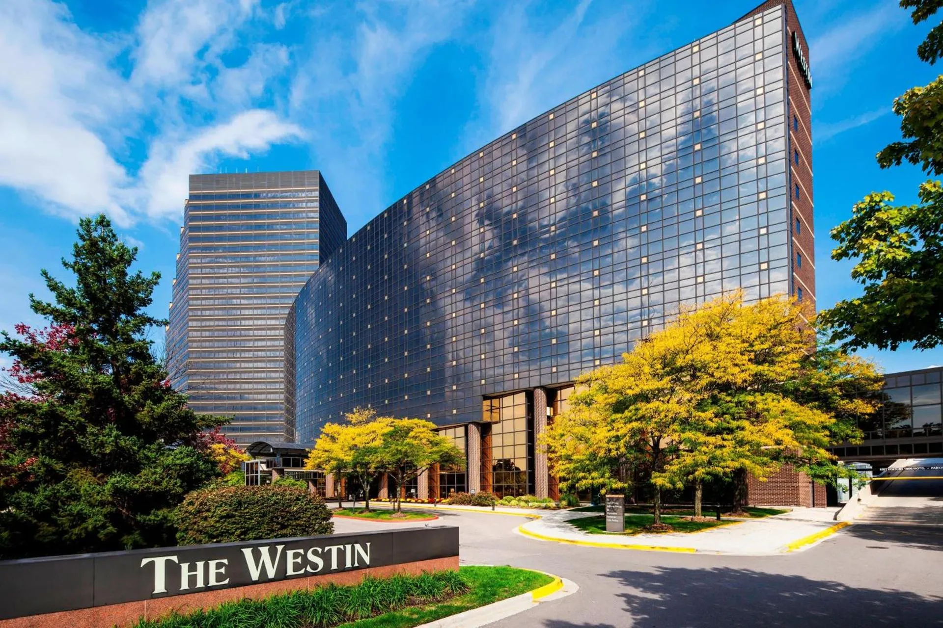 Dog Friendly Hotel $Southfield - $The Westin Southfield Detroit