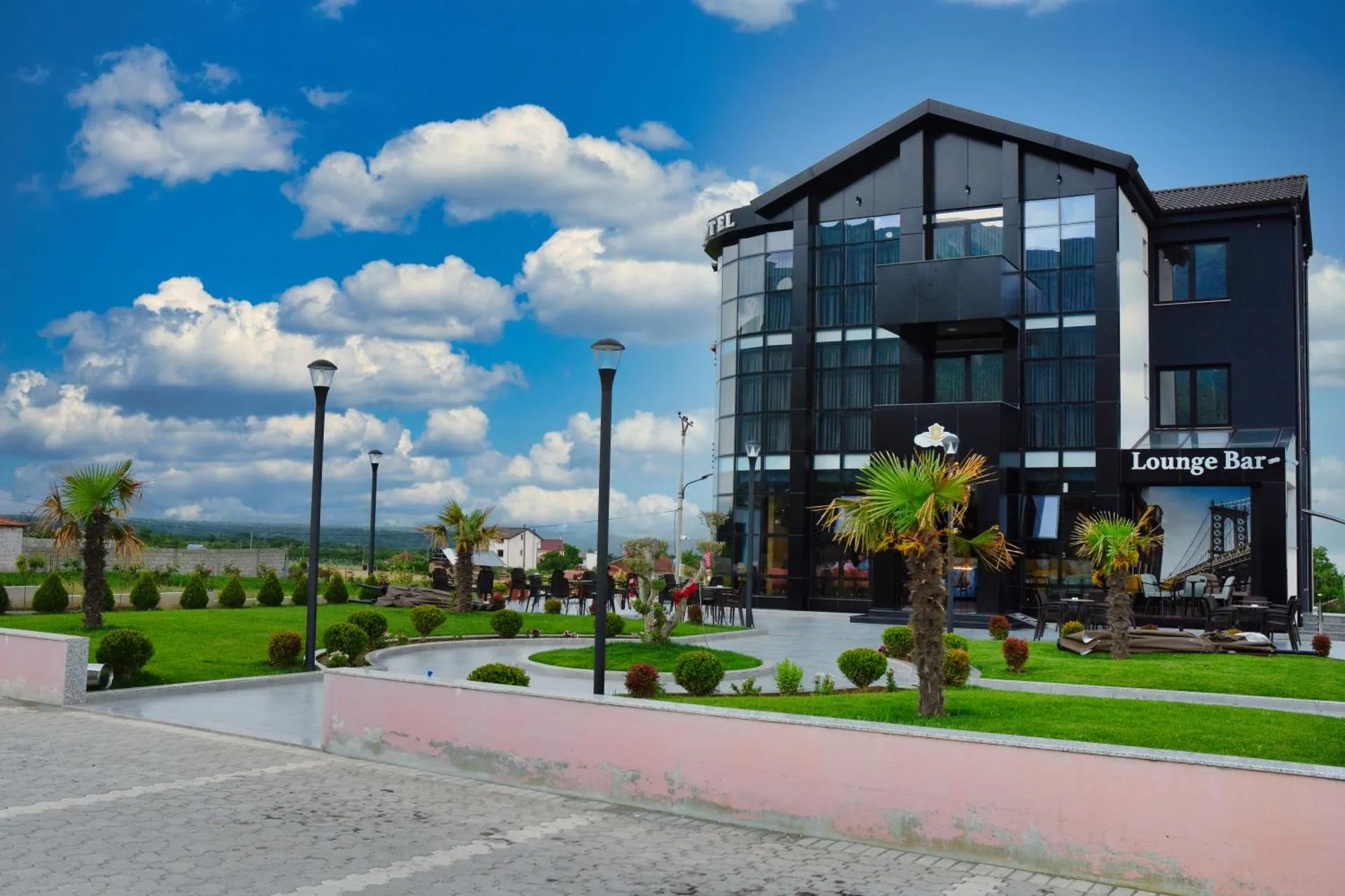 Dog Friendly Hotel $Bulqizë - $HOTEL BRAXTON