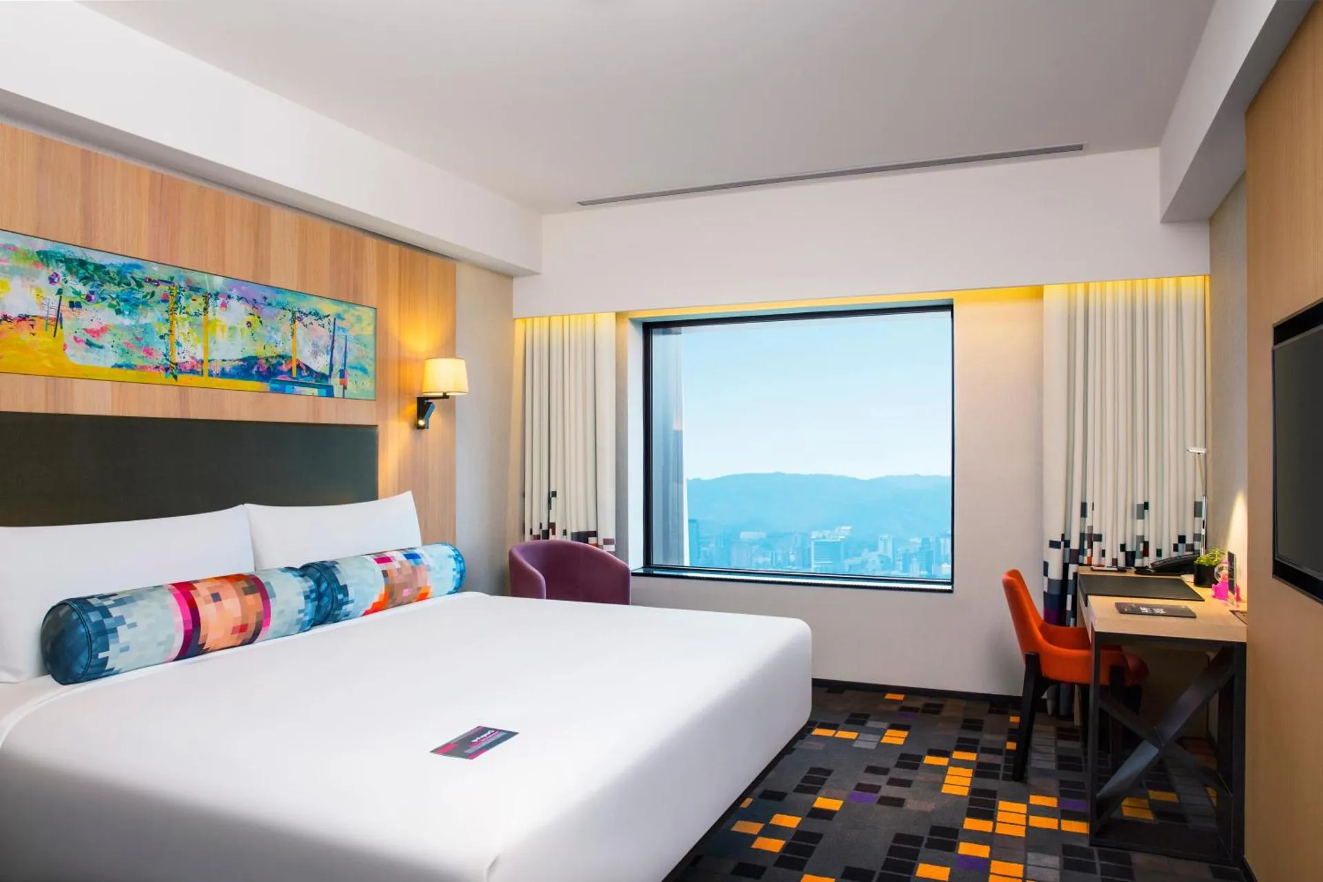 Dog Friendly Hotel $Taipei - $Aloft Taipei Beitou