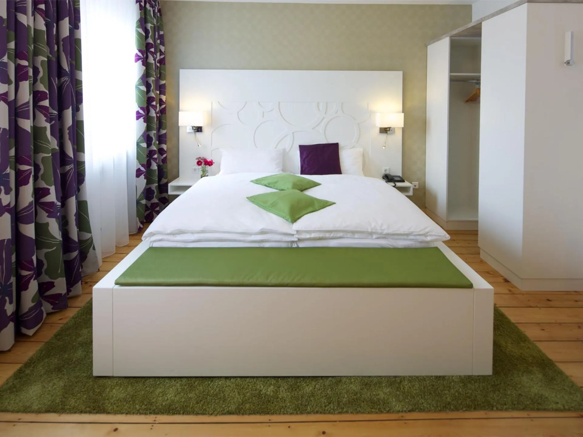 Dog Friendly Hotel $Lorsch - $Hotel Karolinger Hof