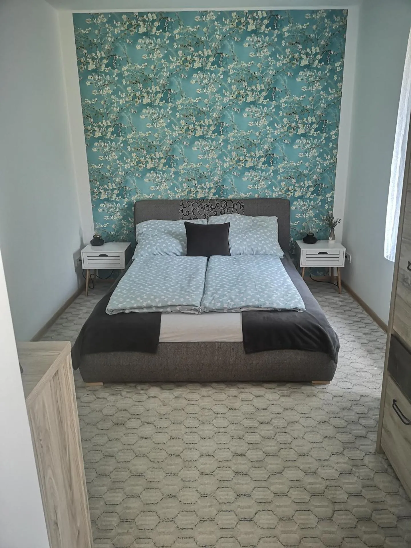 Dog Friendly Bed and breakfast $Badacsonytomaj - $Főnix Panzió Badacsony