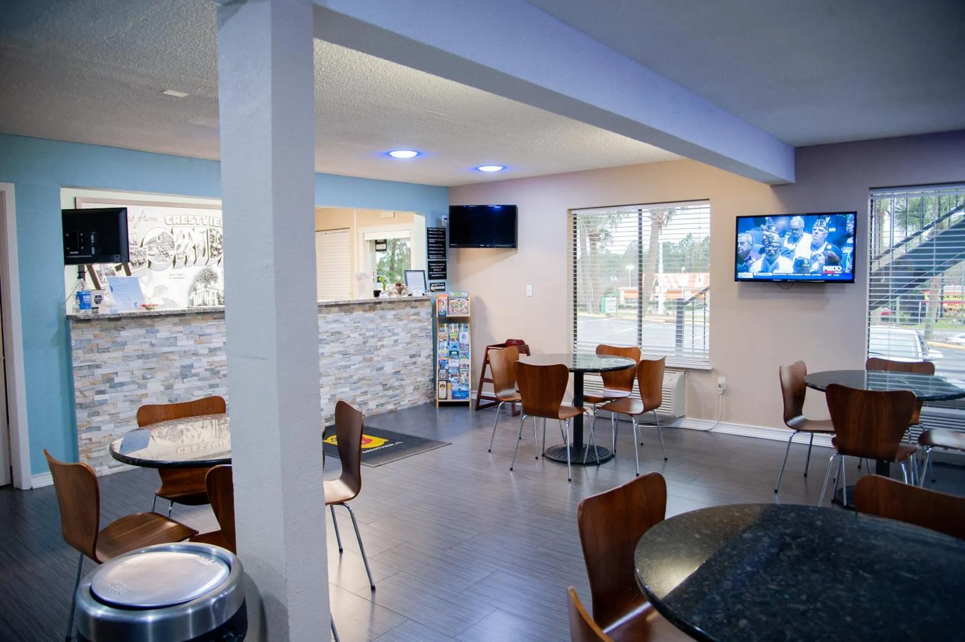 Super 8 by Wyndham Crestview