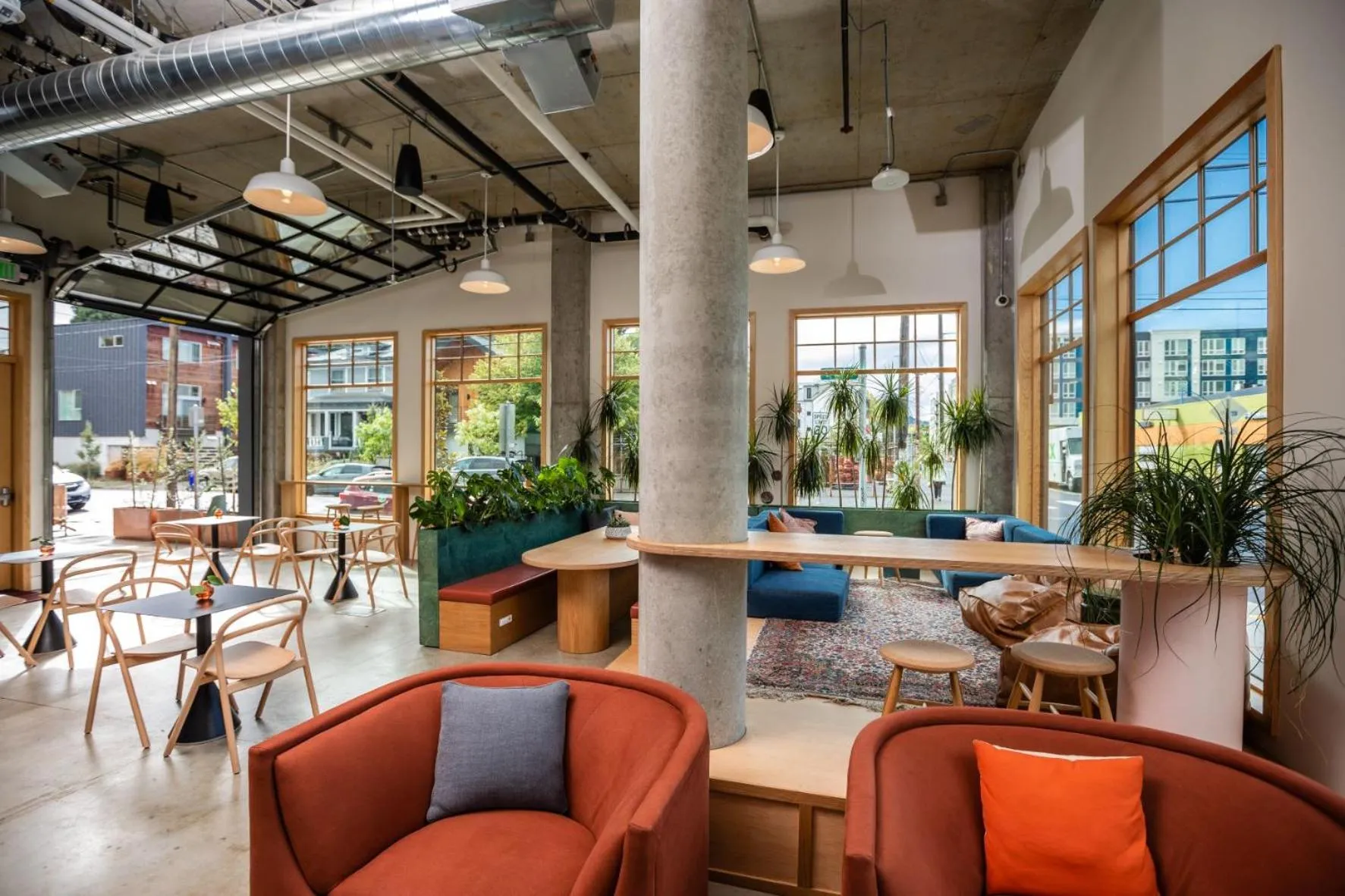 Dog Friendly Hotel $Portland - $Lolo Pass