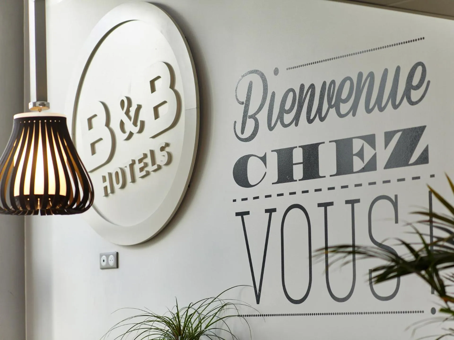 Dog Friendly Hotel $Rothrist - $B&B HOTEL Rothrist Olten