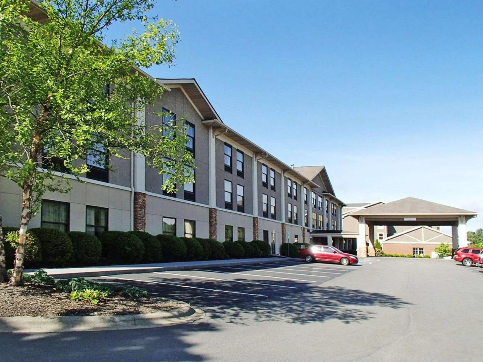 Quality Inn & Suites University