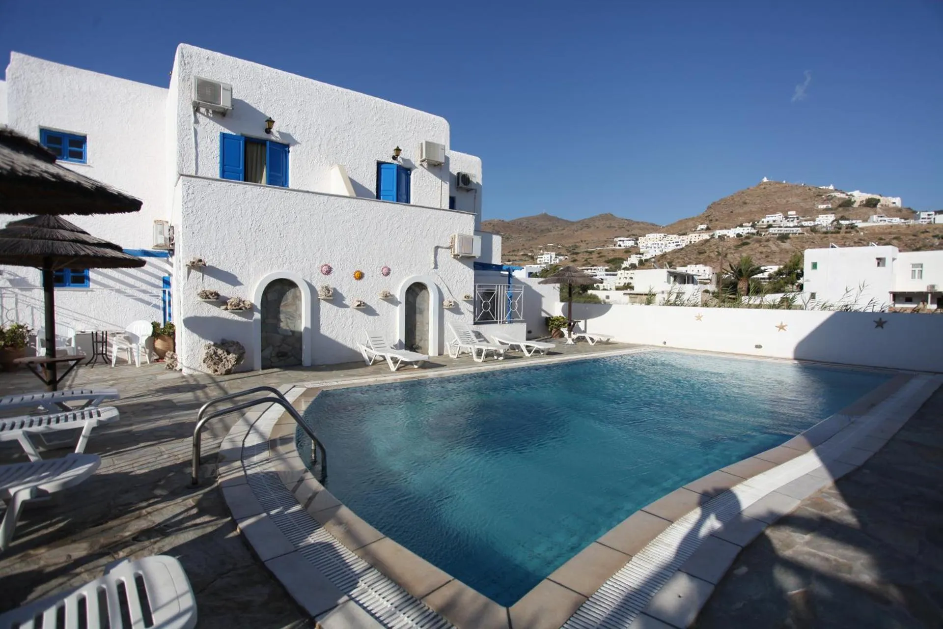 Dog Friendly Aparthotel $Ios Chora - $Mare Monte