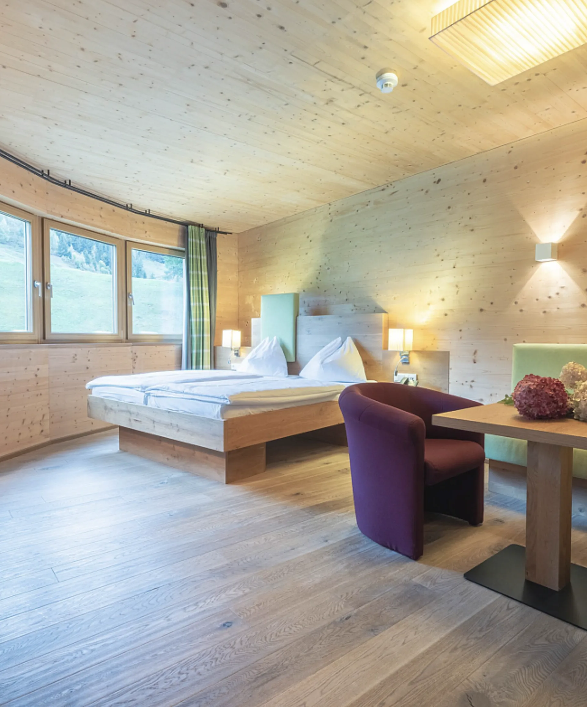 Hotel Leonhard interior