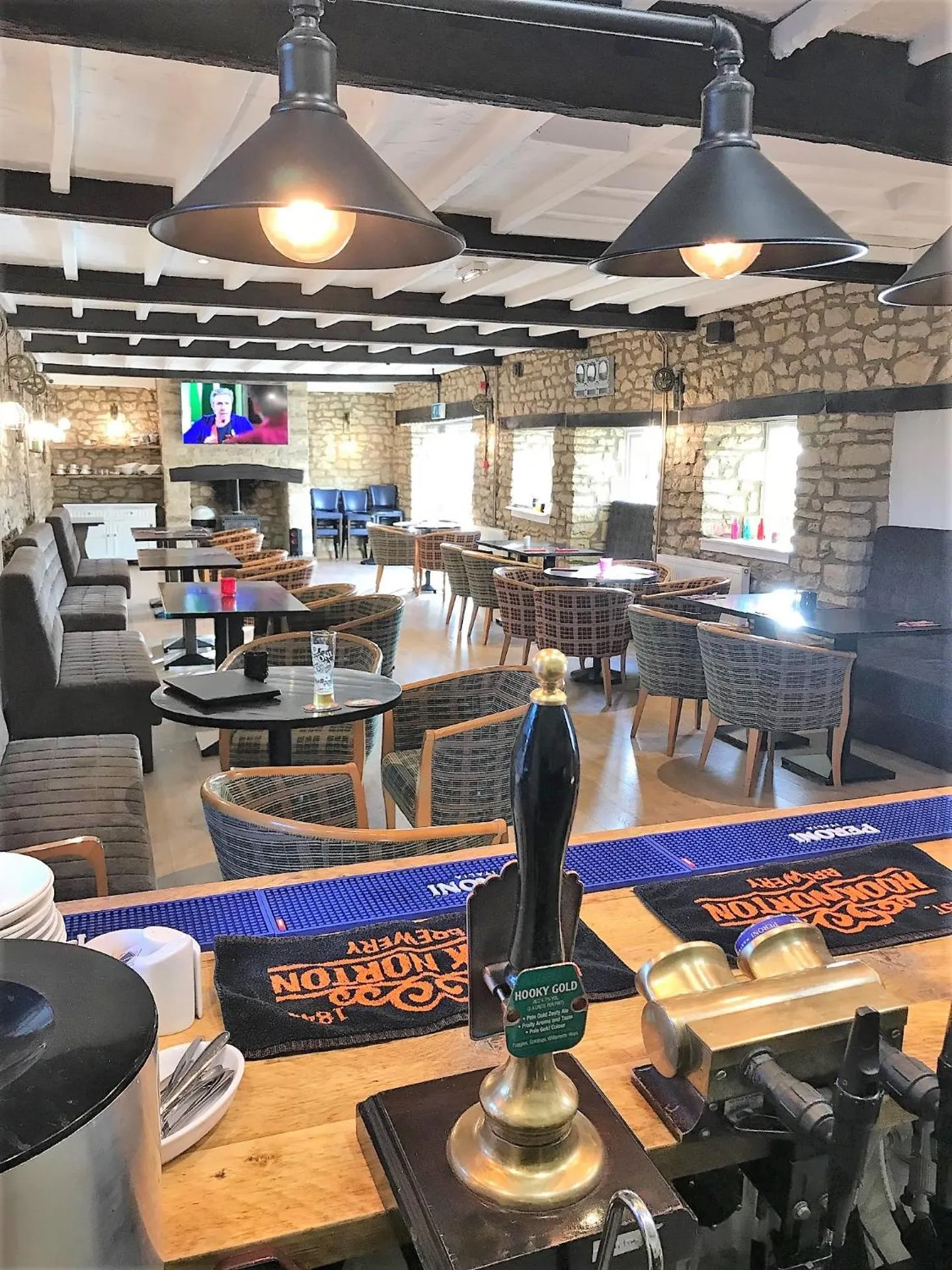 Dog Friendly Hotel $Bourton on the Water - $Cotswold Merrymouth Inn