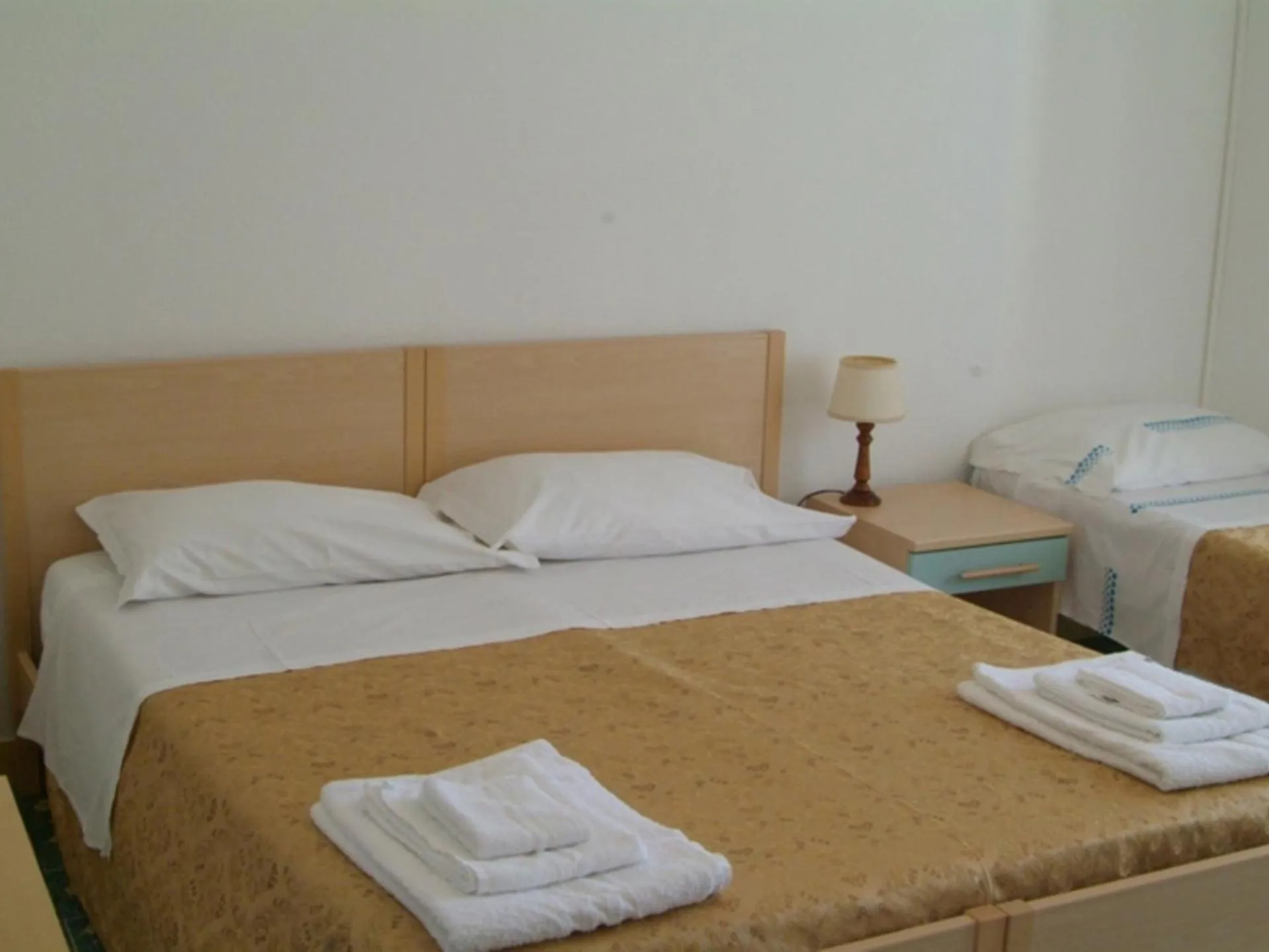 Dog Friendly Hotel $Scauri - $Hotel Aurora