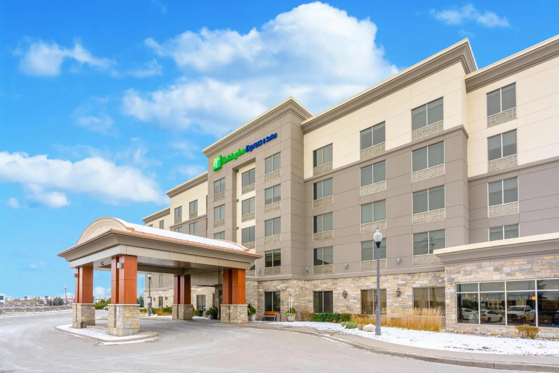 Holiday Inn Express & Suites Vaughan Southwest, an IHG Hotel
