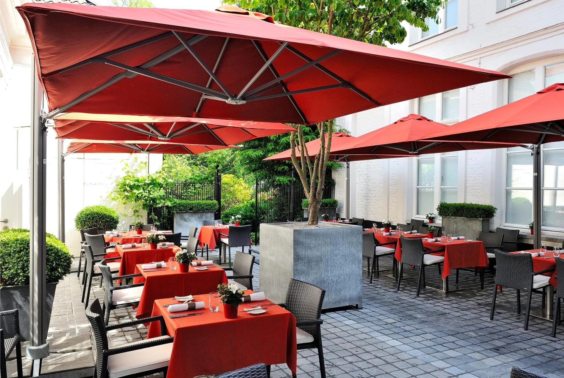 Dog Friendly Hotel $Kortrijk - $Hotel Messeyne