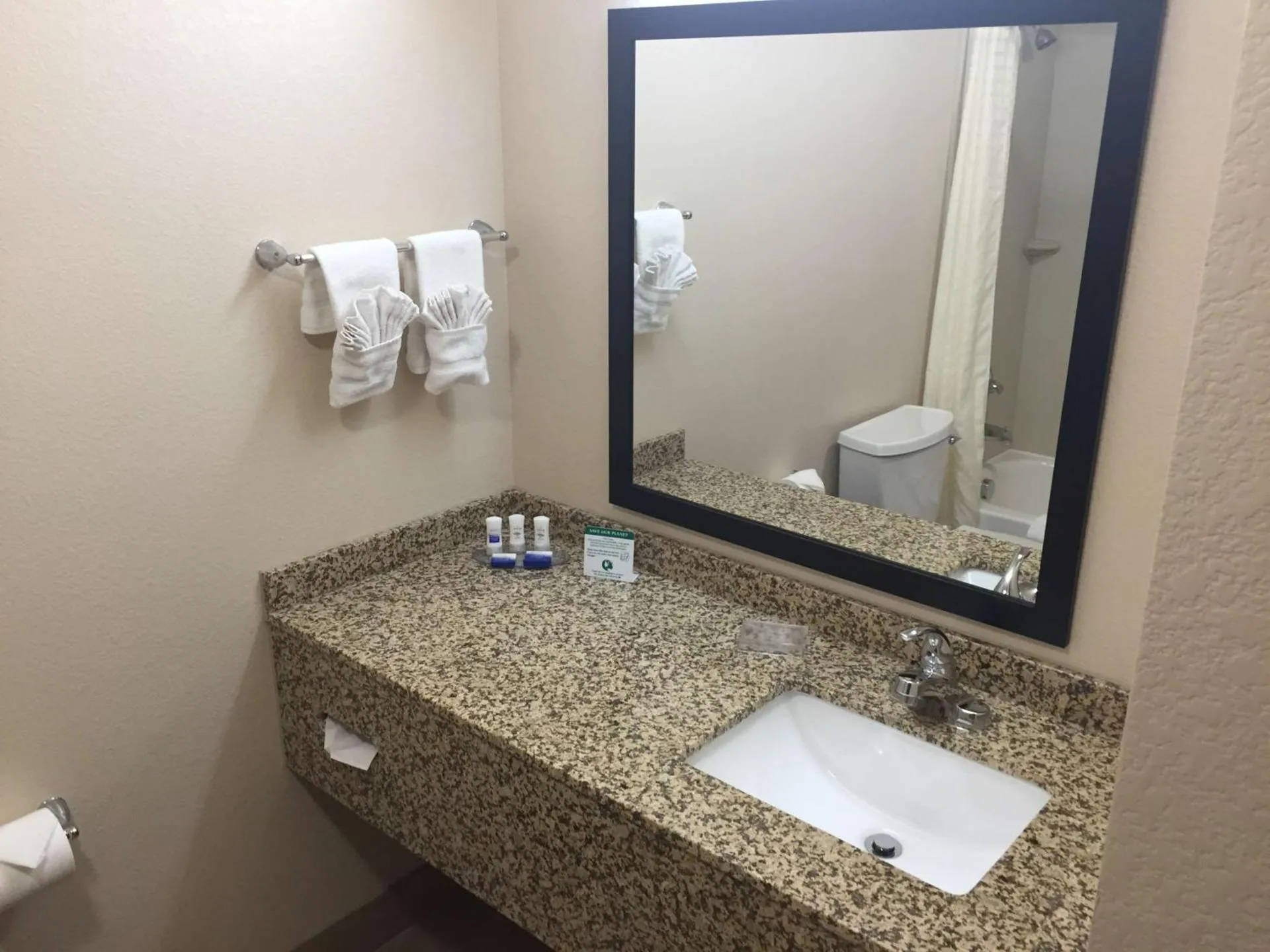 Best Western Plus Gateway Inn & Suites - Aurora