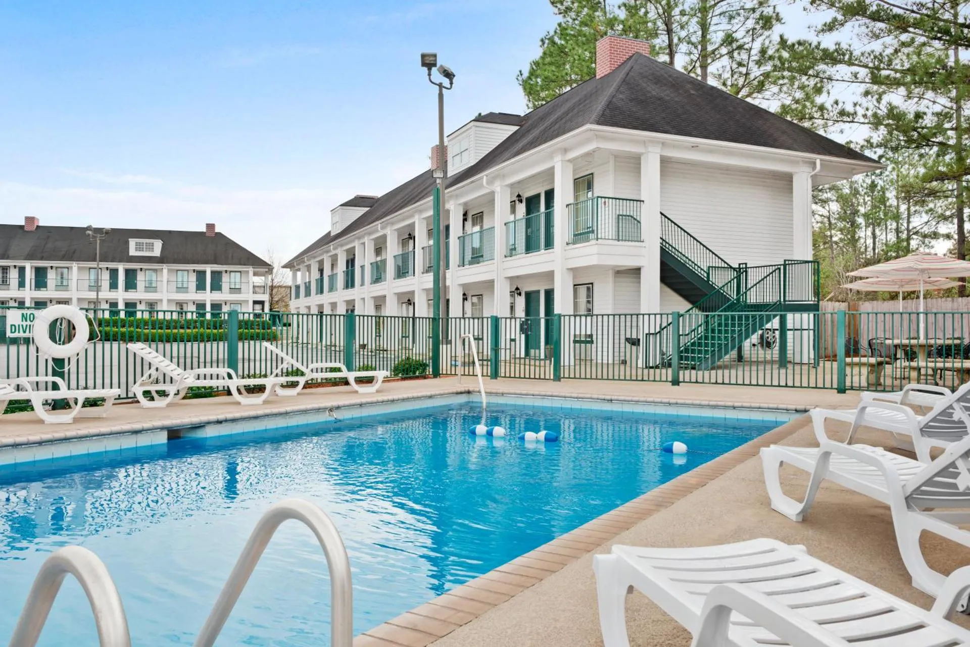 Days Inn by Wyndham Americus