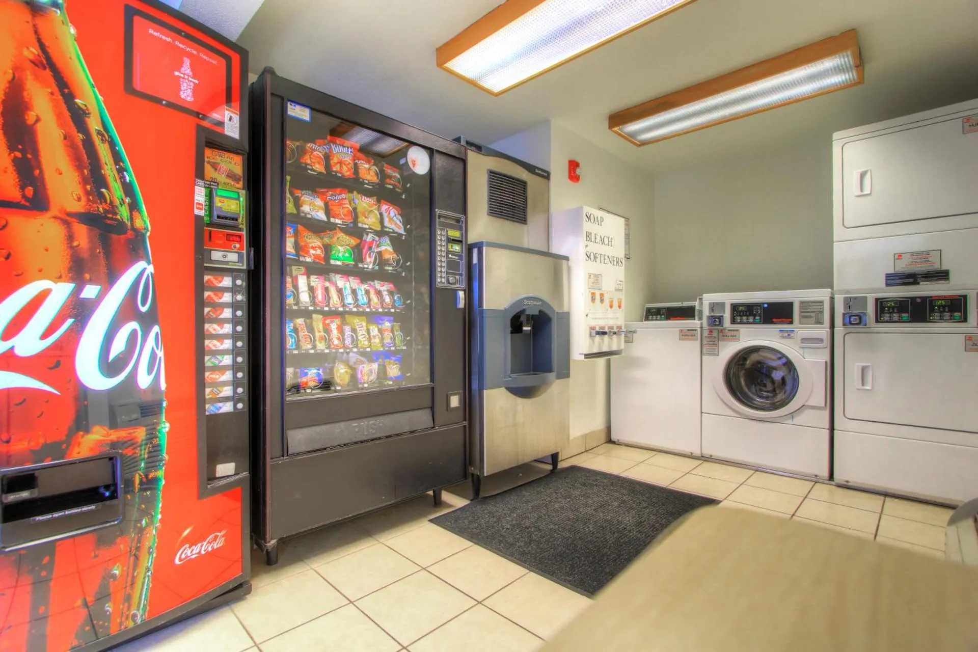 Dog Friendly Hotel $Harrisonburg - $Howard Johnson by Wyndham Harrisonburg