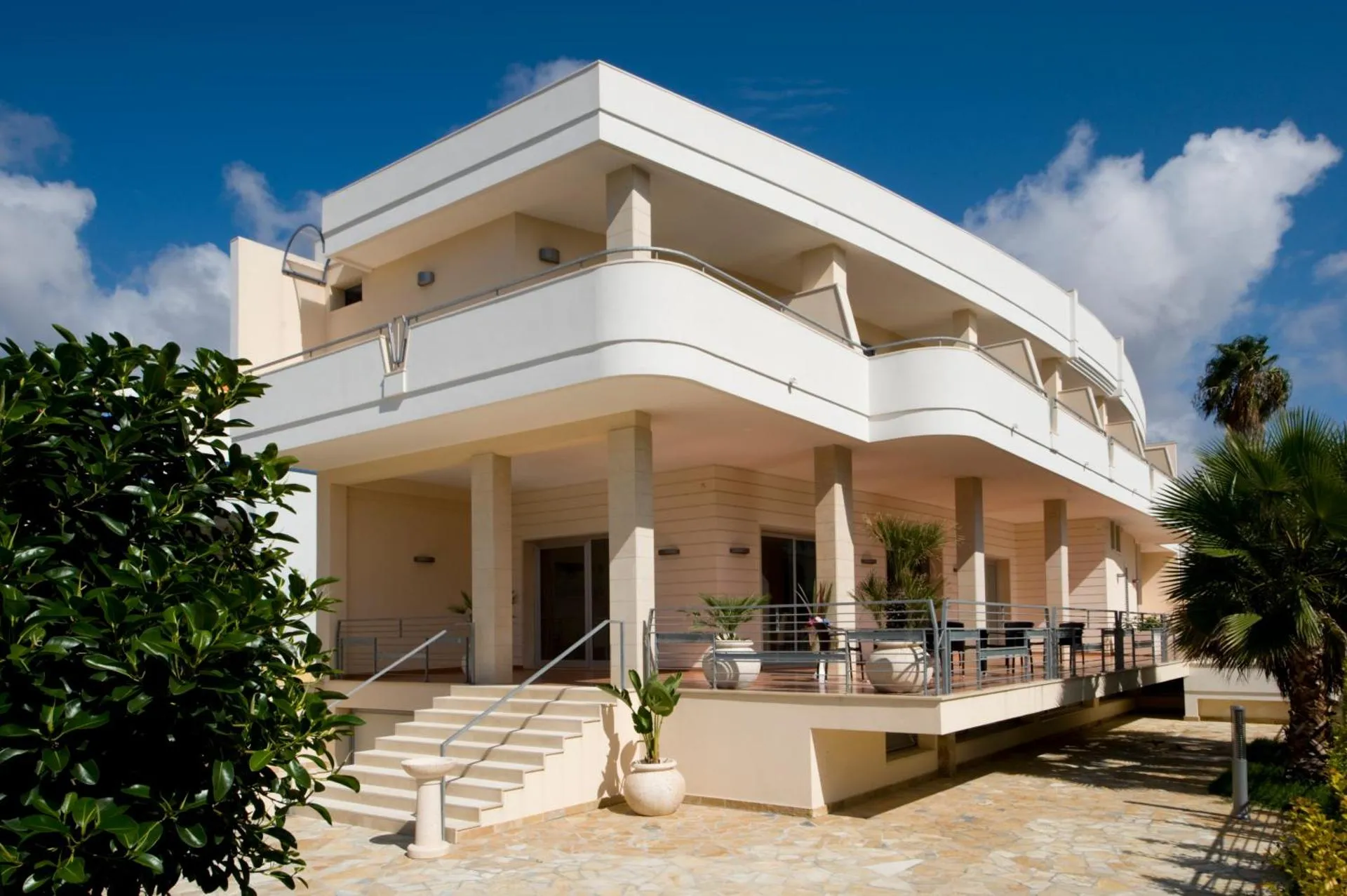 Dog Friendly Hotel $Sant'Isidoro - $Residenza Del Mare