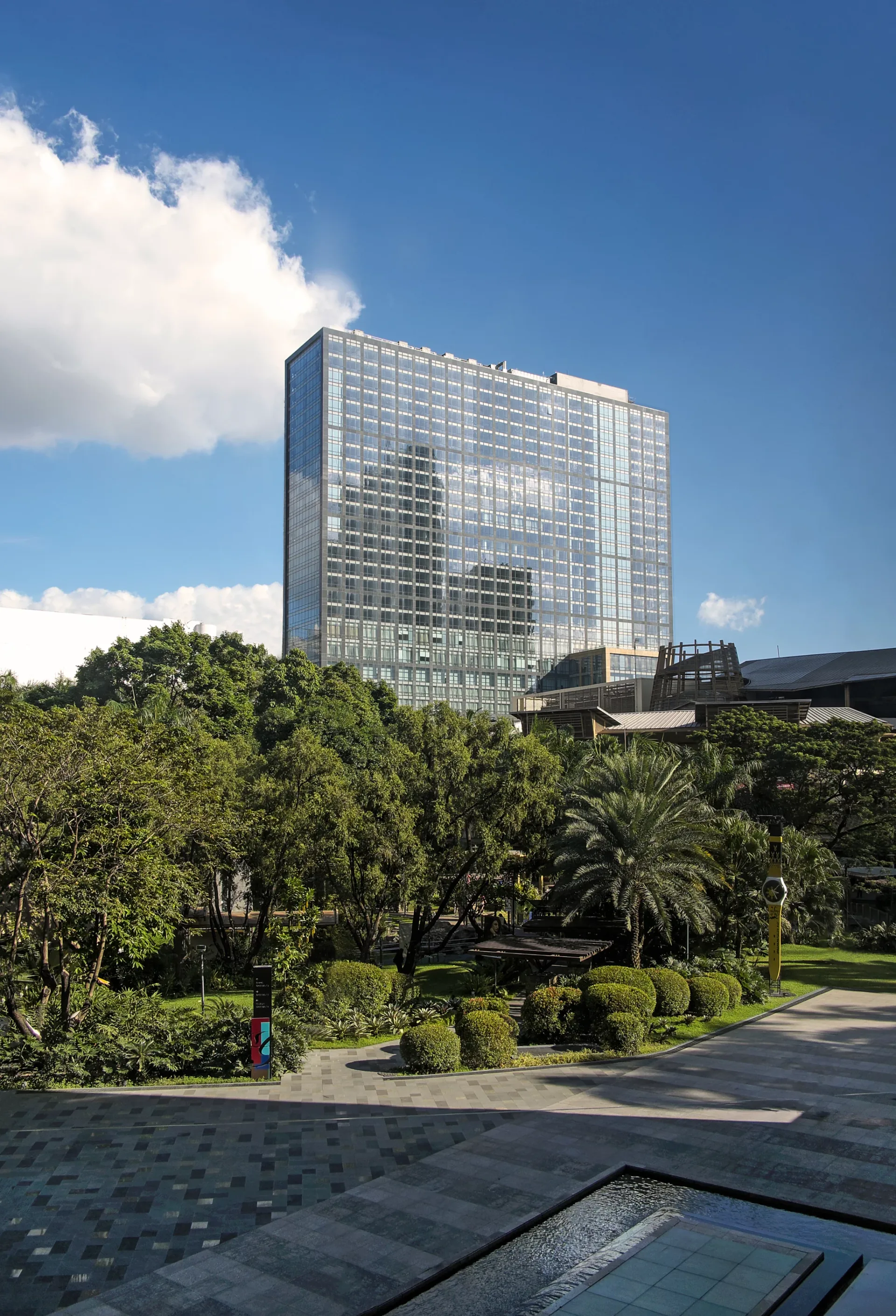Fairmont Makati interior