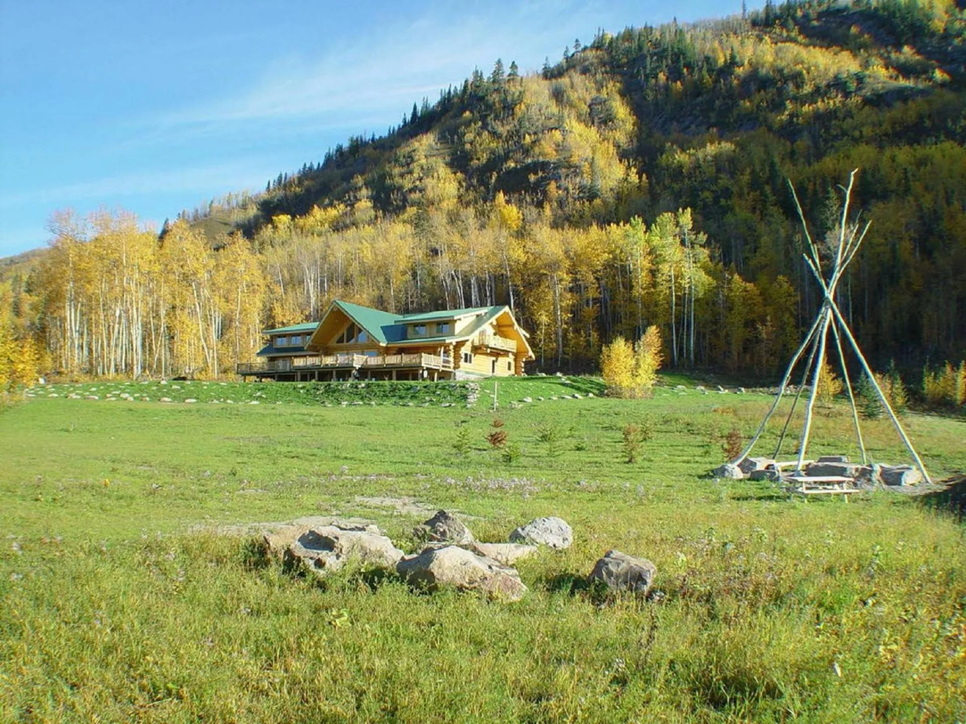 Williston Lake Resort interior