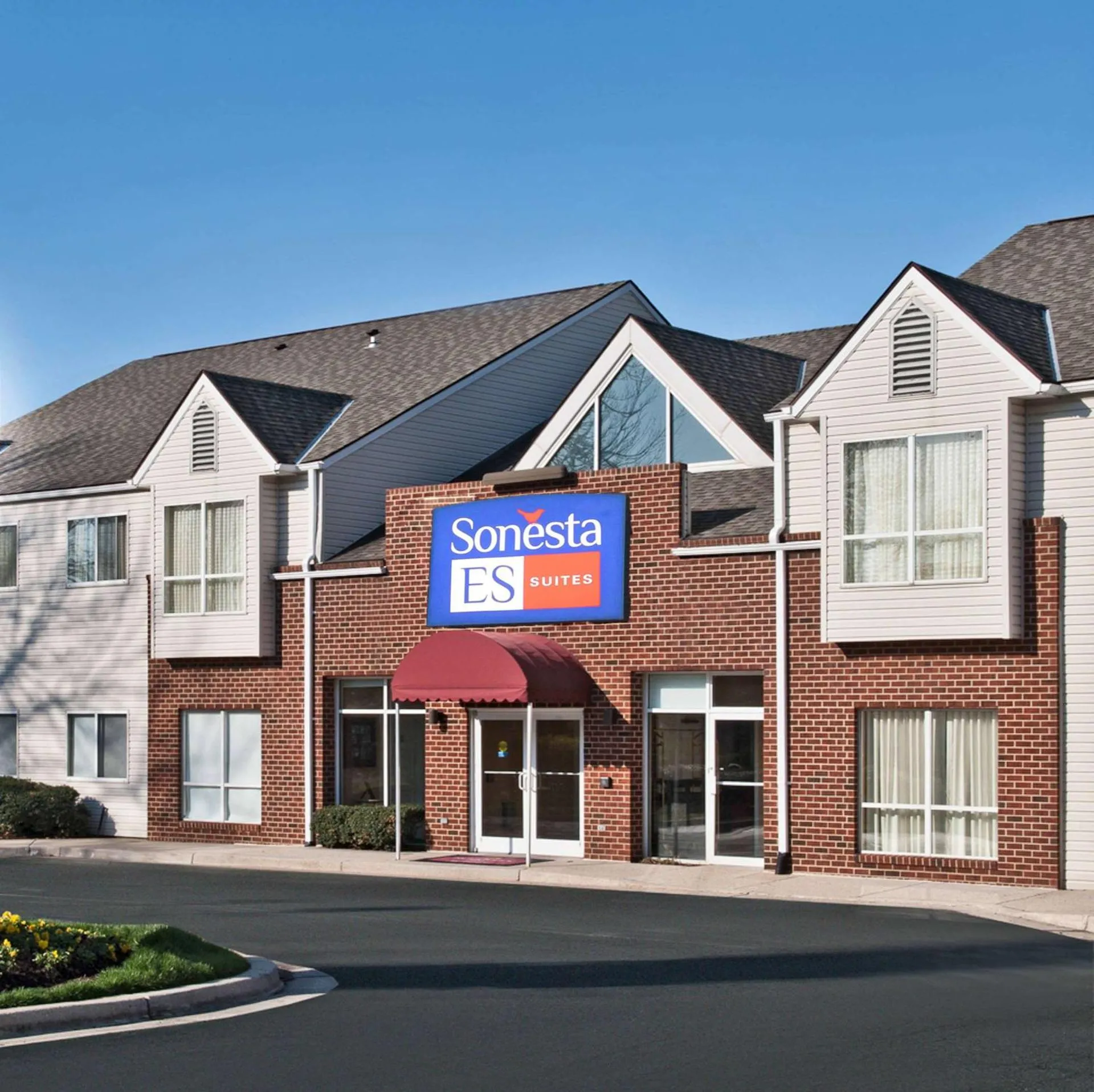 Dog Friendly Hotel $Annapolis - $Sonesta ES Suites Annapolis