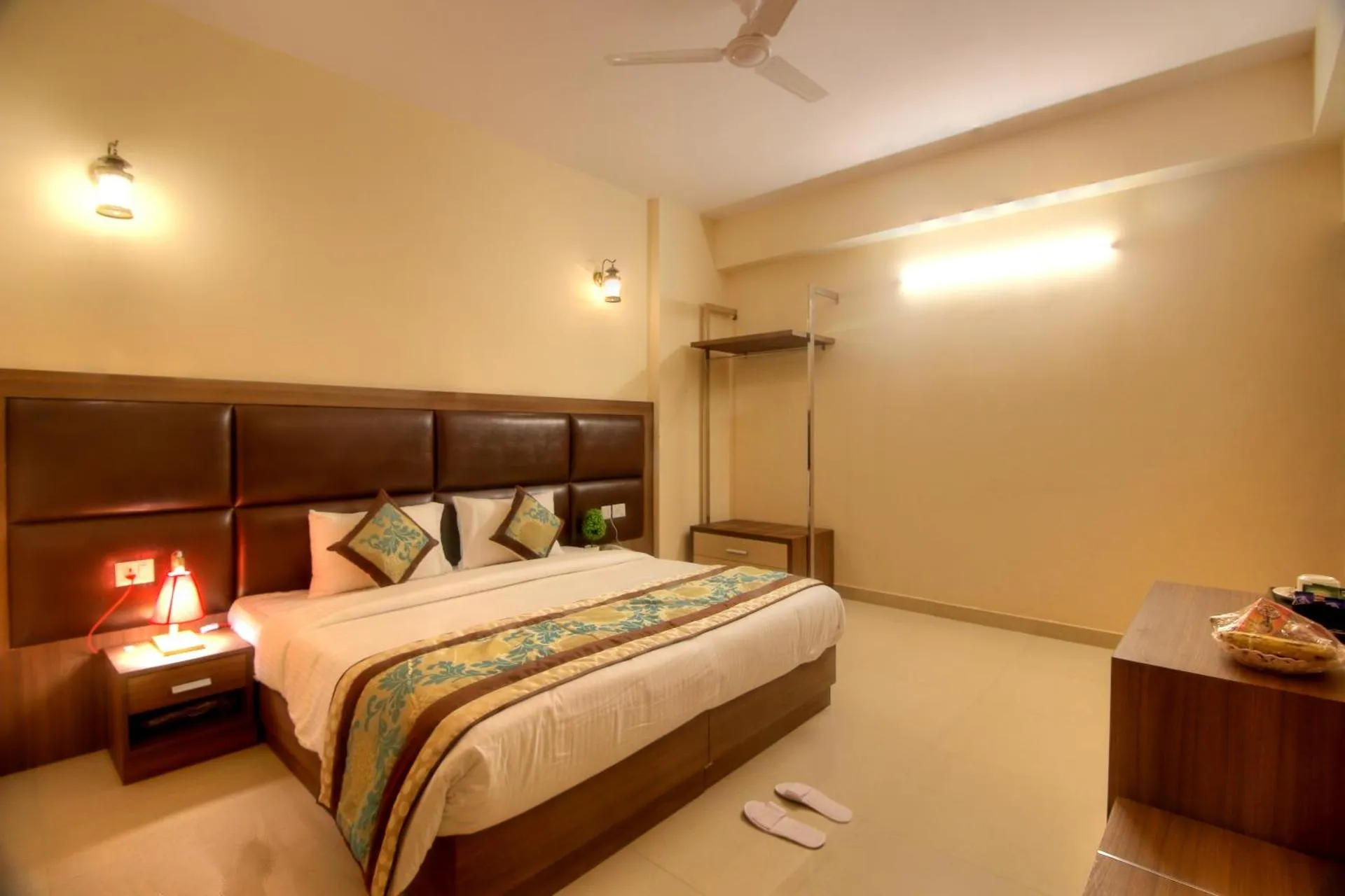 Atithi Suites - An AHG Hotel