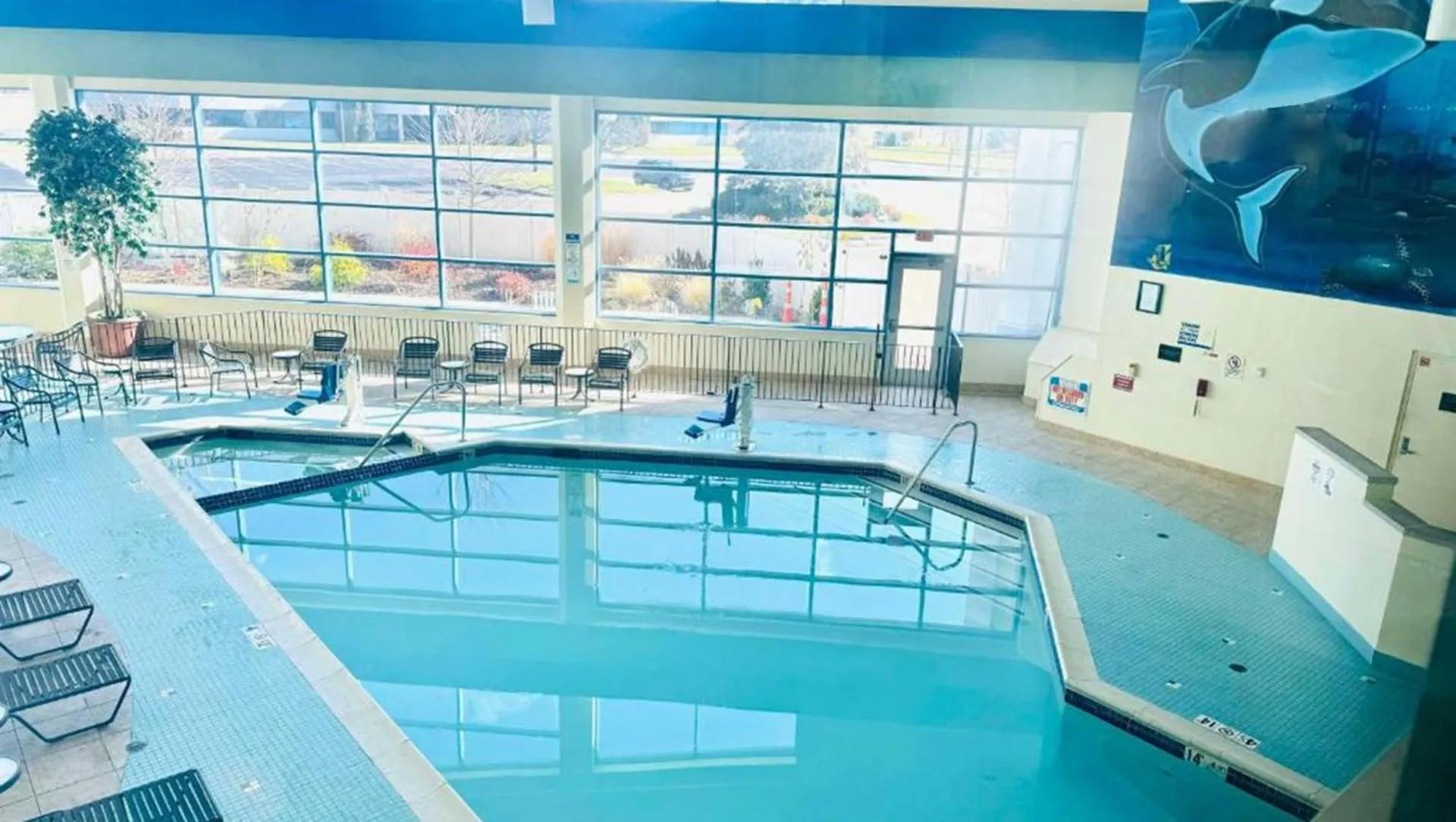Gateway Hotel & Convention Center Best Western Premier Collection