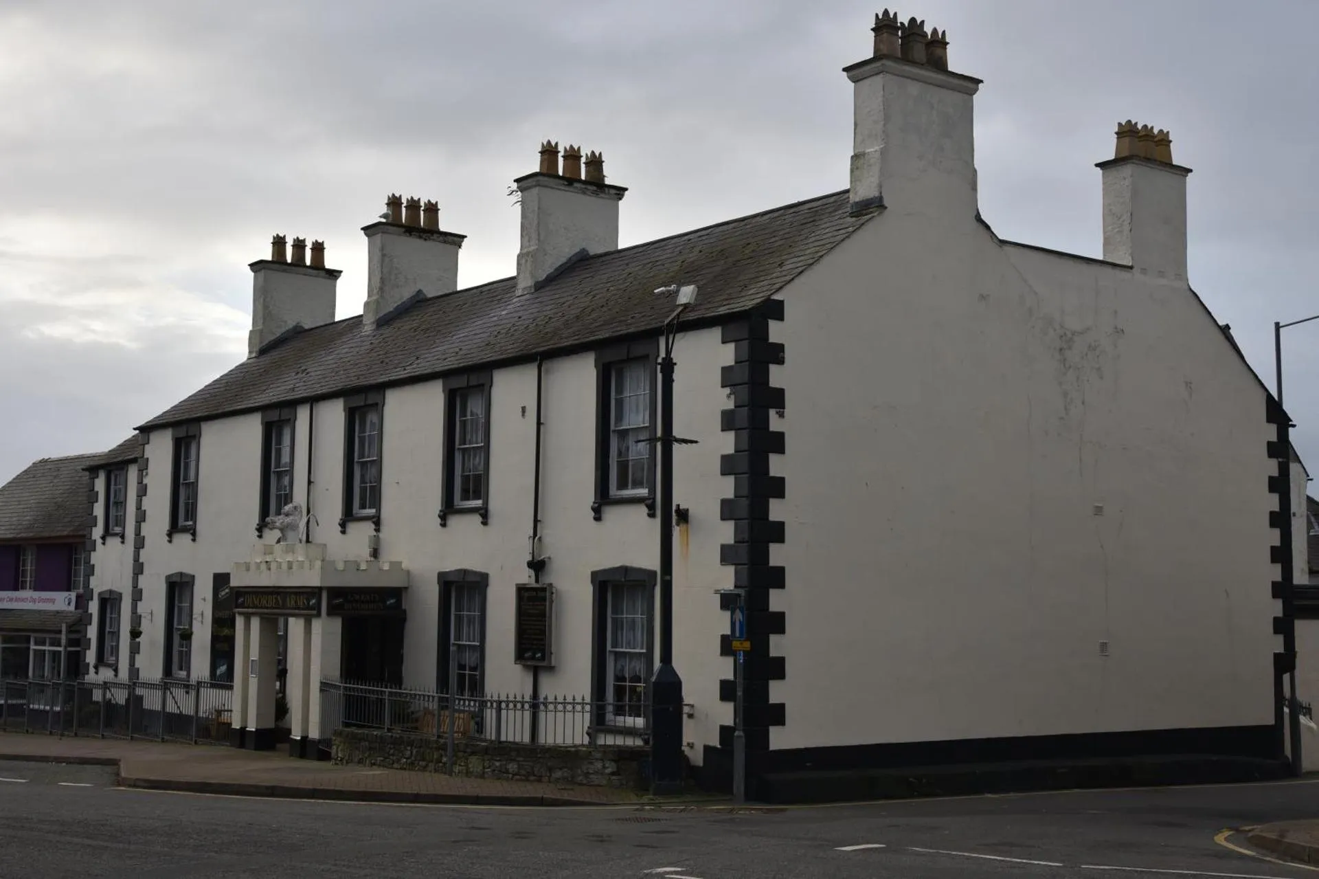 Dog Friendly Hotel $Amlwch - $Dinorben Arms Hotel
