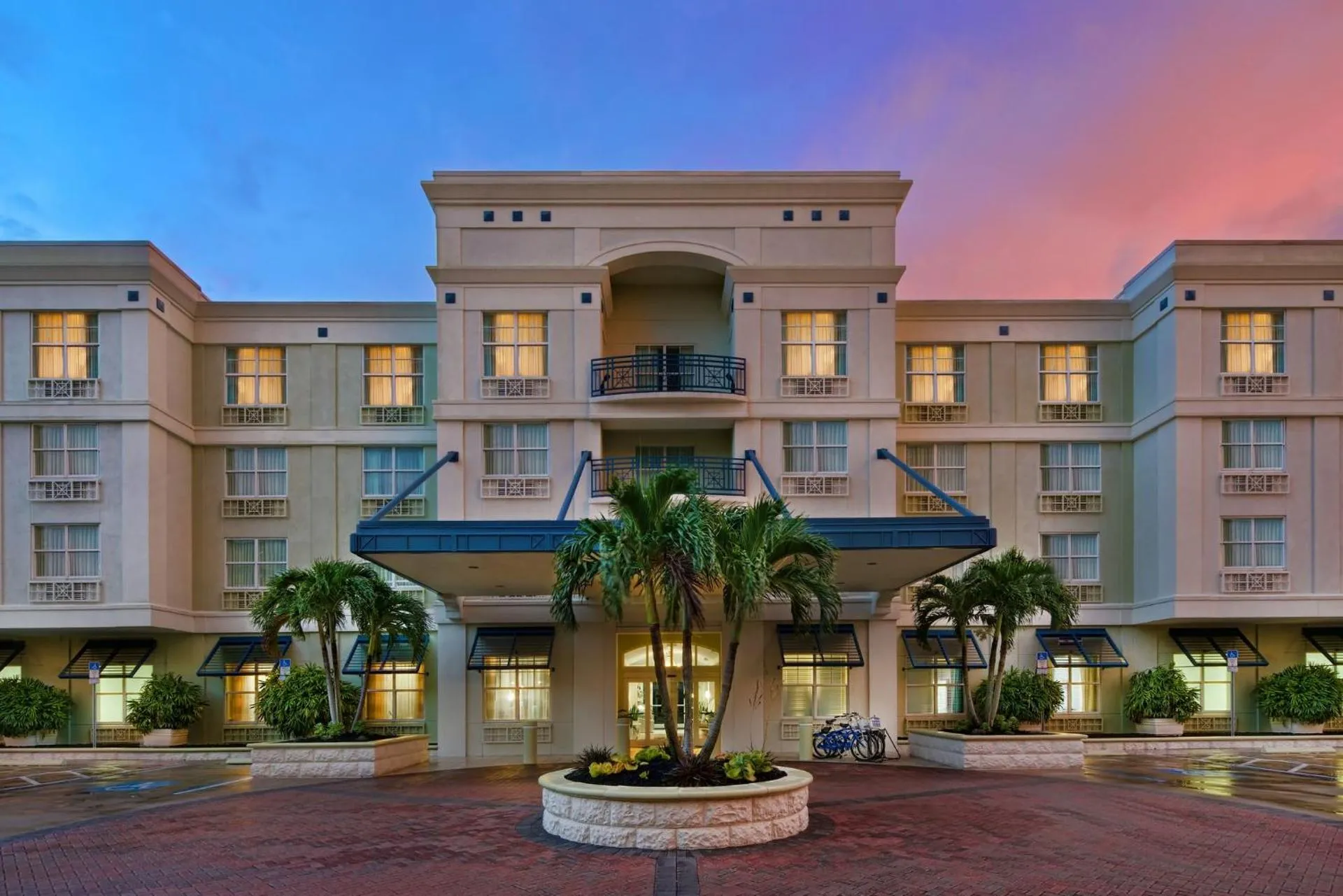 Hotel Indigo - Sarasota, an IHG Hotel
