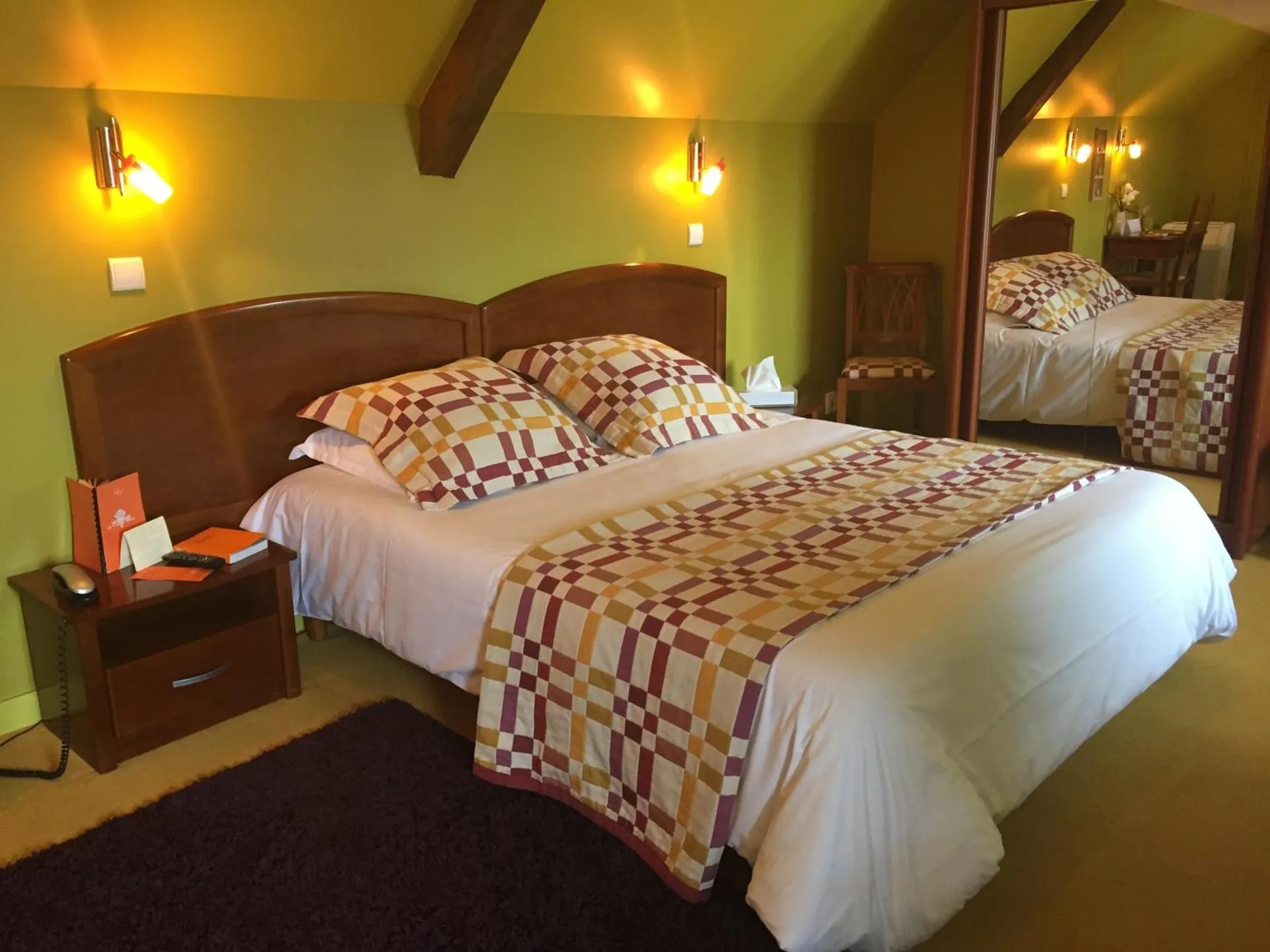 Auberge Du Cheval Blanc - Les Collectionneurs