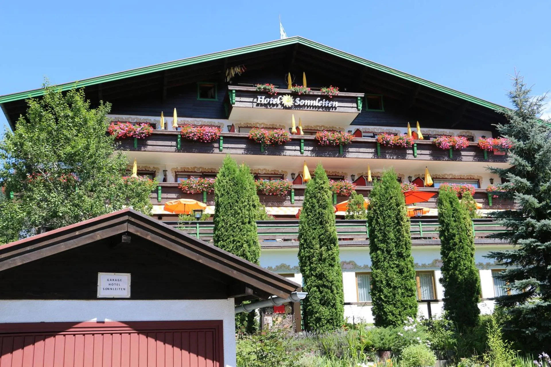 Dog Friendly Hotel $Reit im Winkl - $Deva Hotel Sonnleiten