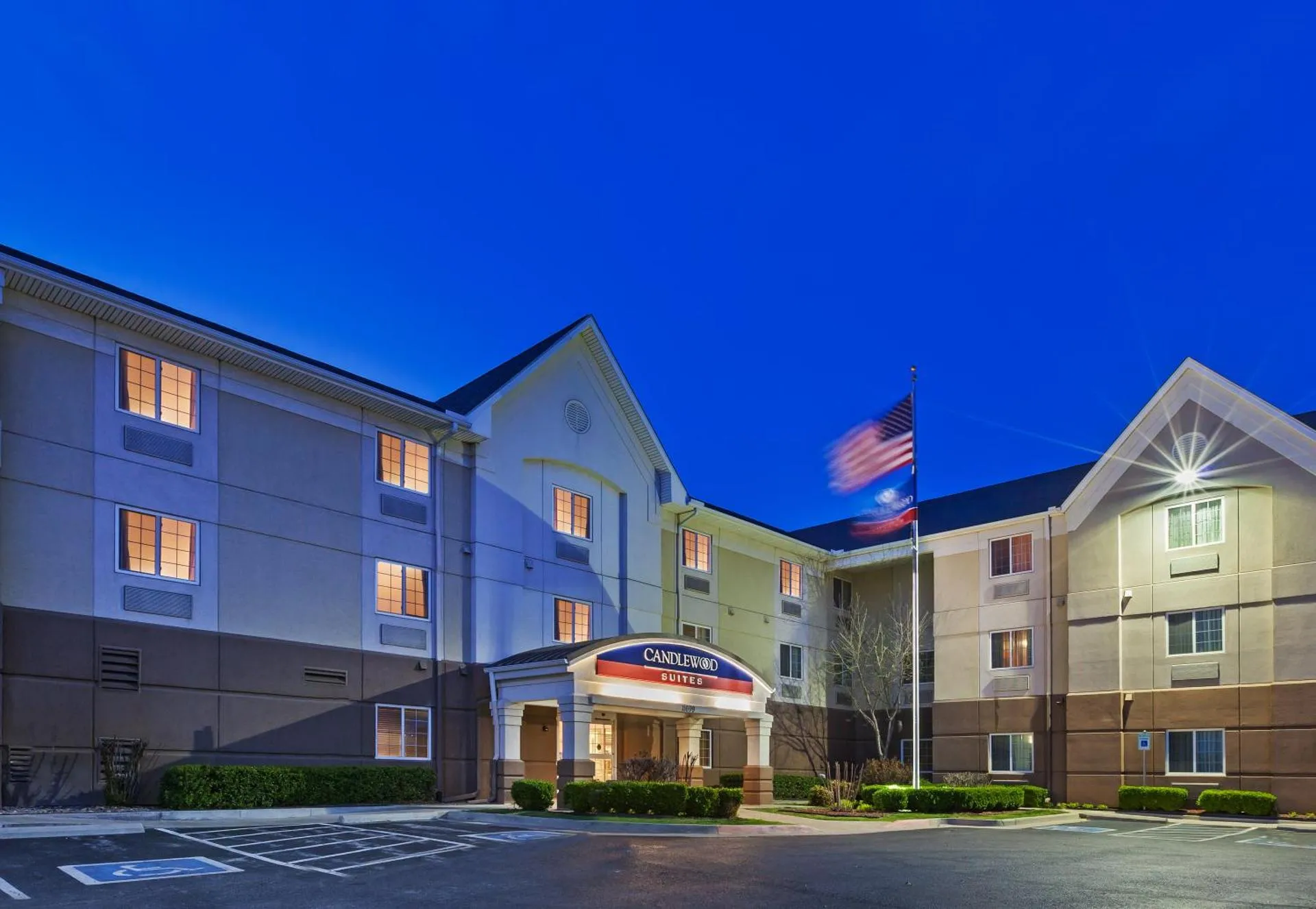 Dog Friendly Hotel $Owasso - $Candlewood Suites Owasso, an IHG Hotel