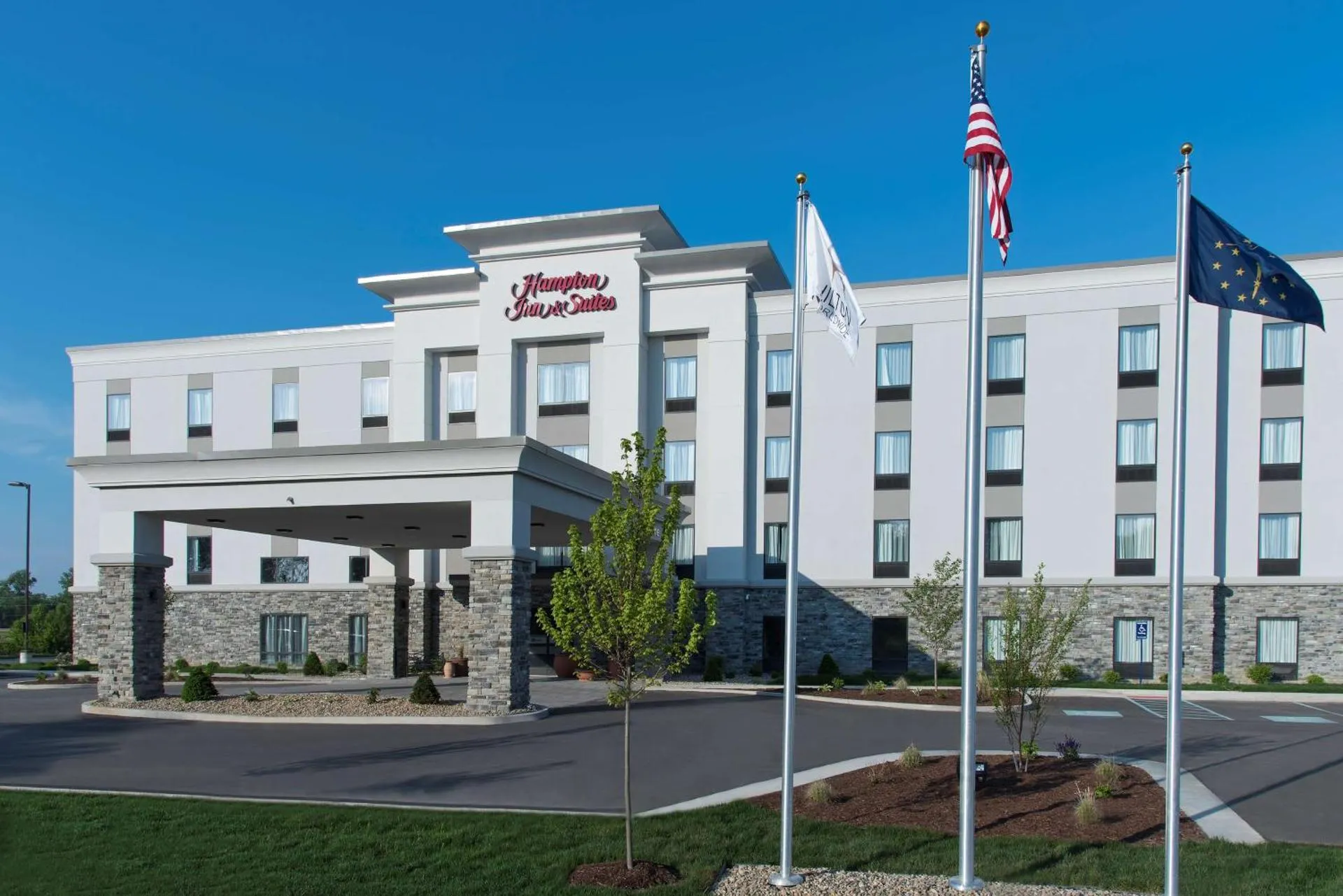 Dog Friendly Hotel $Michigan City - $Hampton Inn and Suites Michigan City