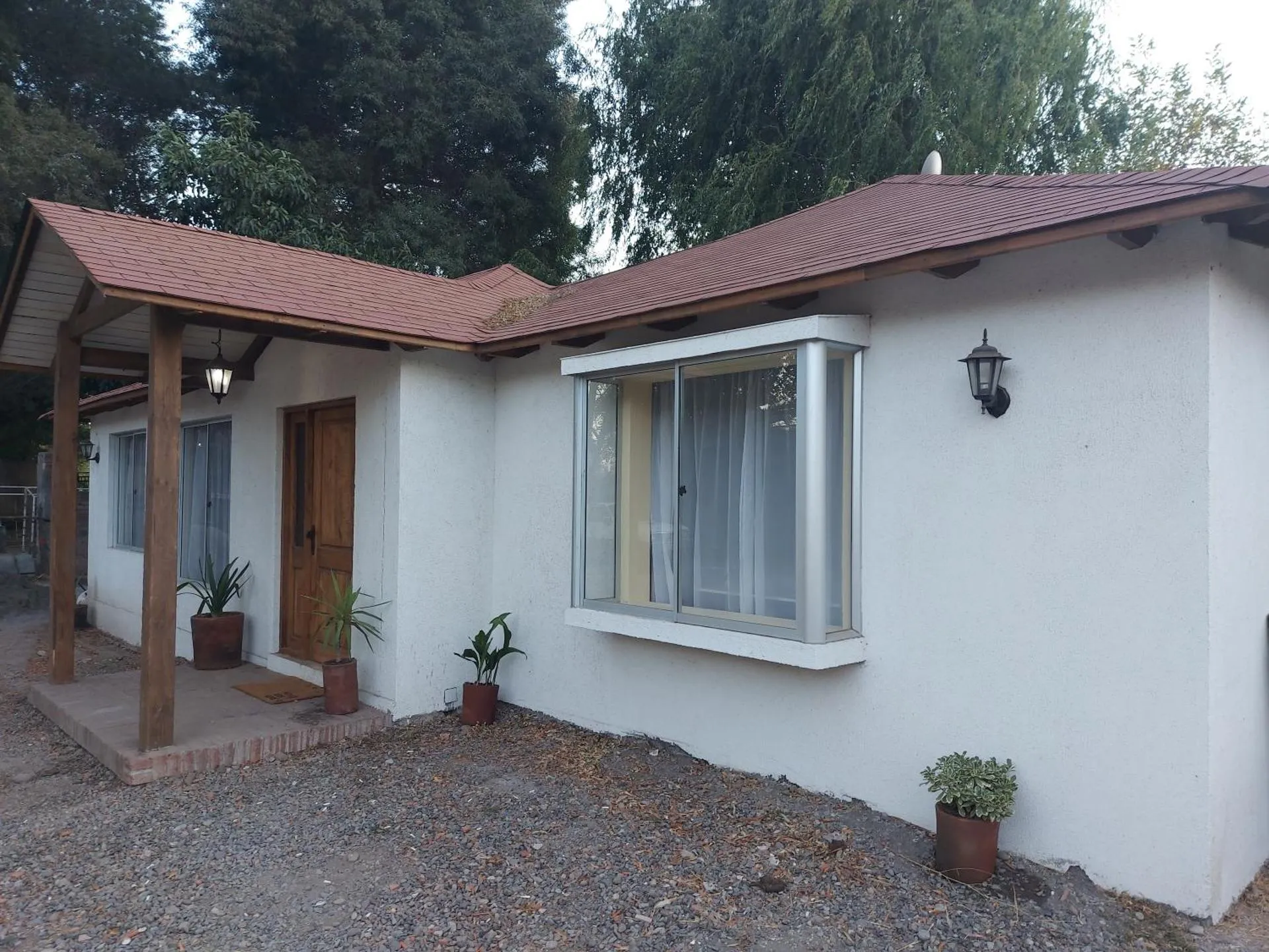 Dog Friendly Bed and breakfast $Santa Cruz - $Hostal Casa Encino