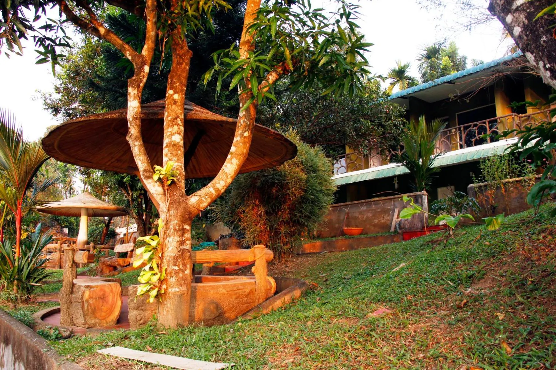 Dog Friendly Resort $Malayāttūr - $Elephant Pass Ayurveda & Yoga Retreat