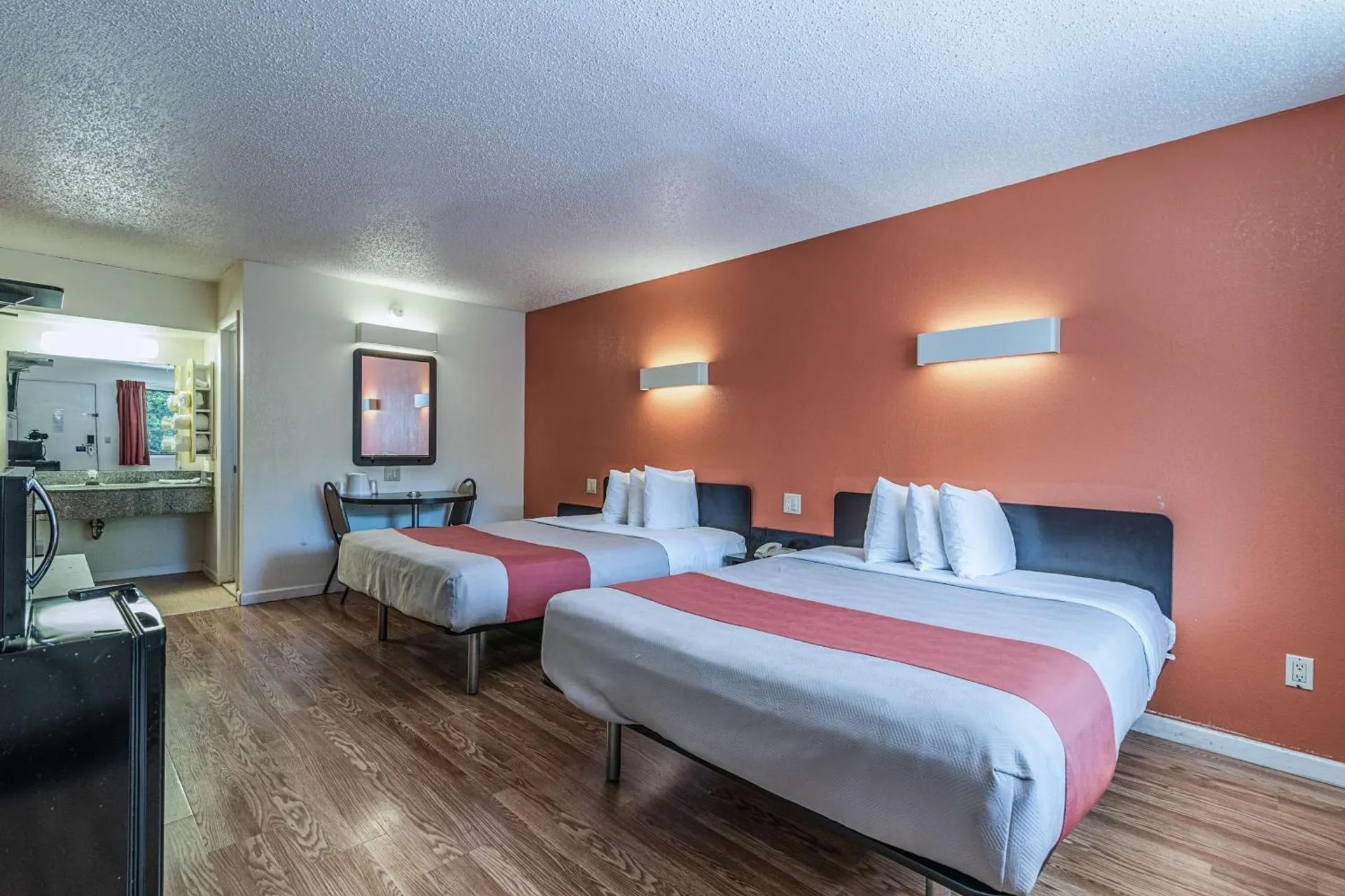 Motel 6-Albany, NY - Airport